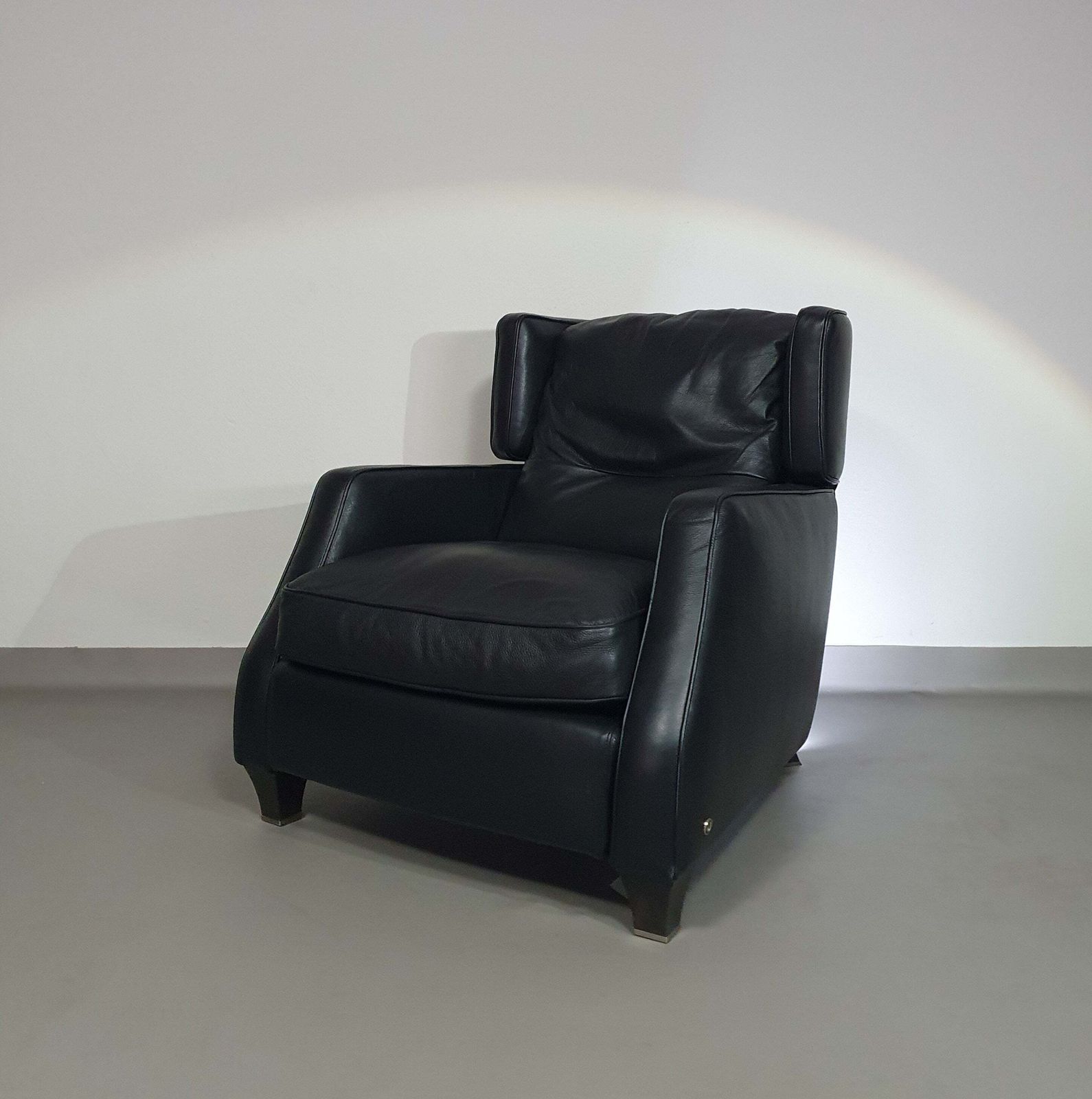 Amadeus Natuzzi Lounge Chair / Black Leather photo for sale
