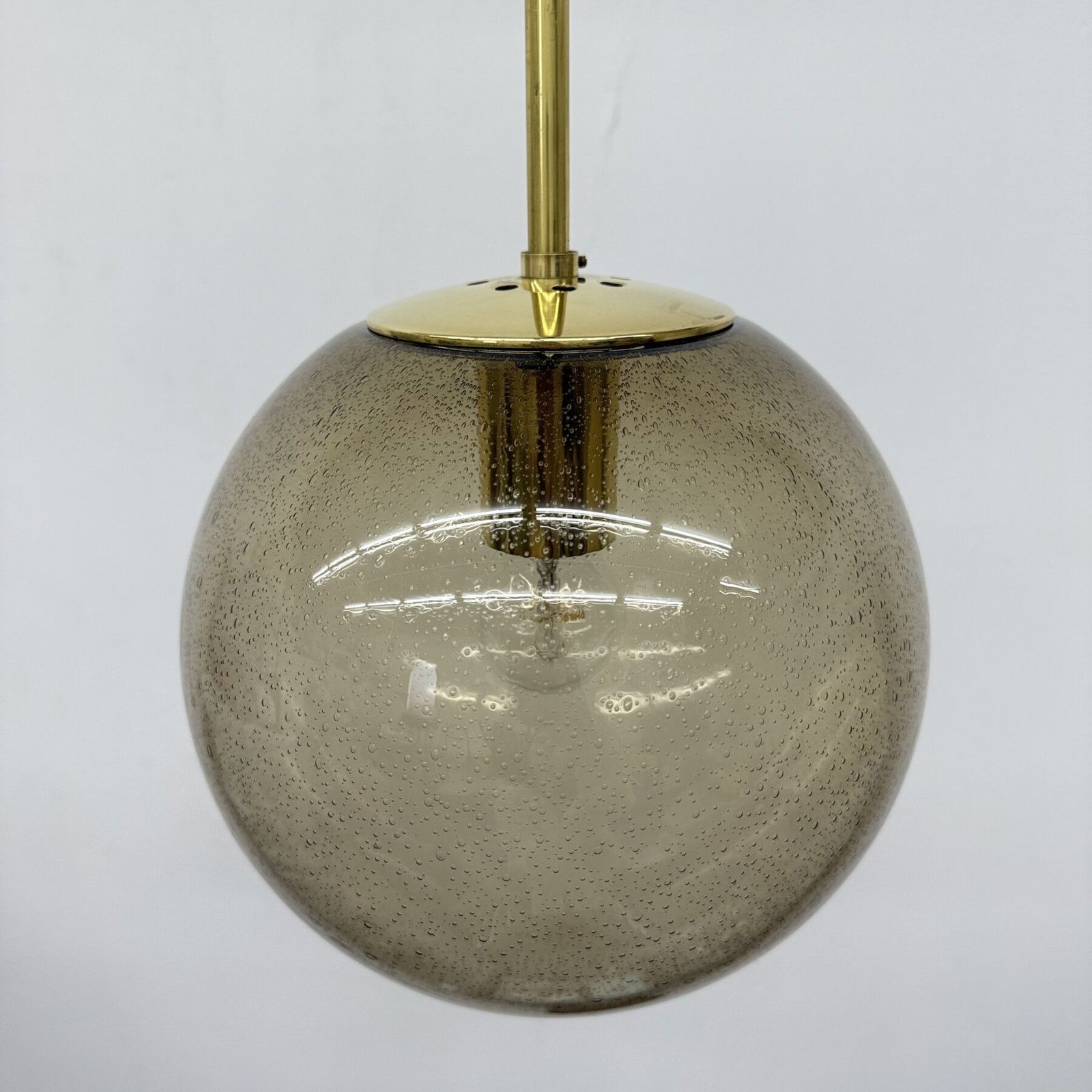 photo buy Limburg Glashütte Messing Rookglazen Bol Hanglamp, Jaren 1970