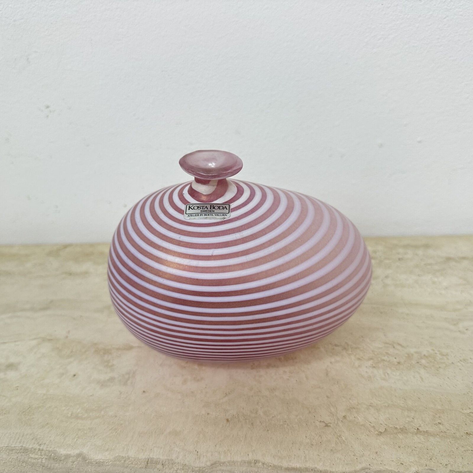 Woonaccessoires Bertil Vallien Voor Kosta Boda Zweden Roze Glazen Vaas, Jaren 1990 photo