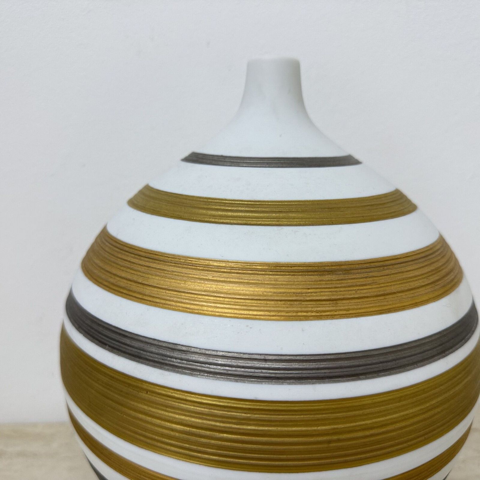 photo furniture Mid Century Design Porcelain Vase By Hutschenreuther, 1970s