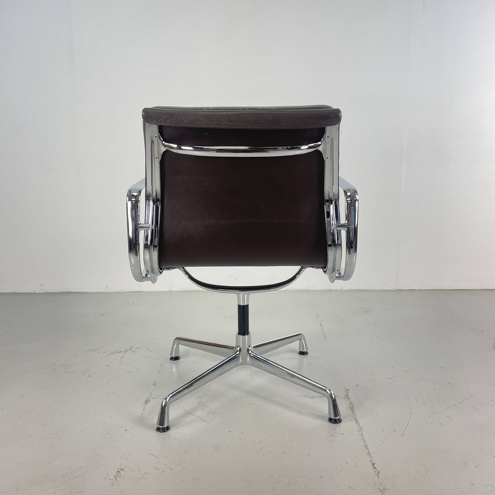 Eames Brown Leather Ea 208 Soft Pad Group Chair Made By Vitra For Herman Miller photo vintage