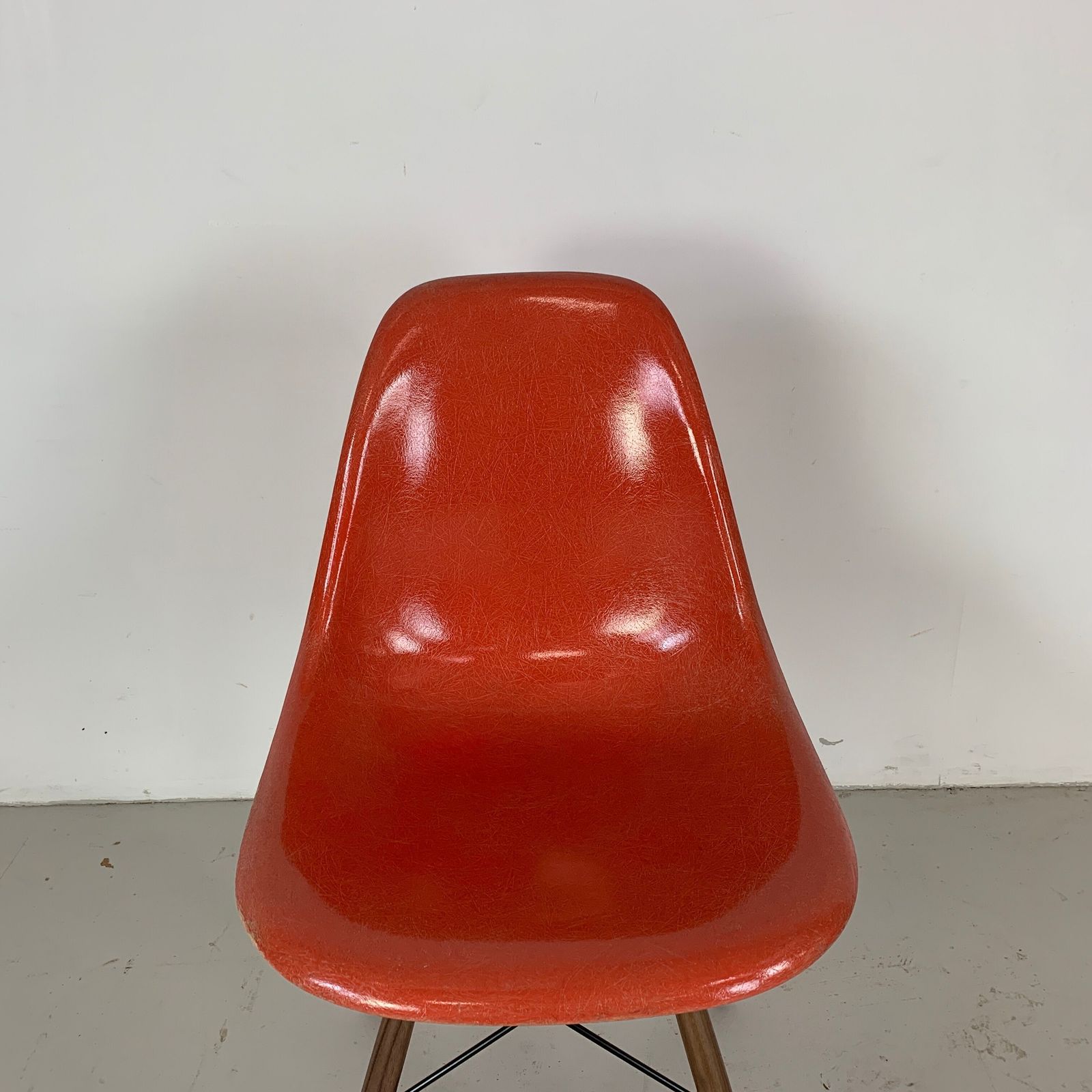 Dsw Chair By Charles And Ray Eames Herman Miller Edition photo for sale