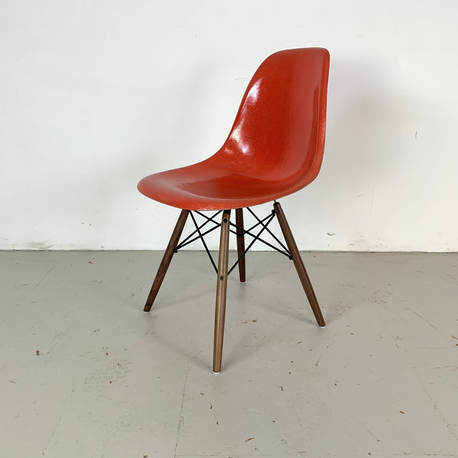 Dsw Chair By Charles And Ray Eames Herman Miller Edition photo 453.0