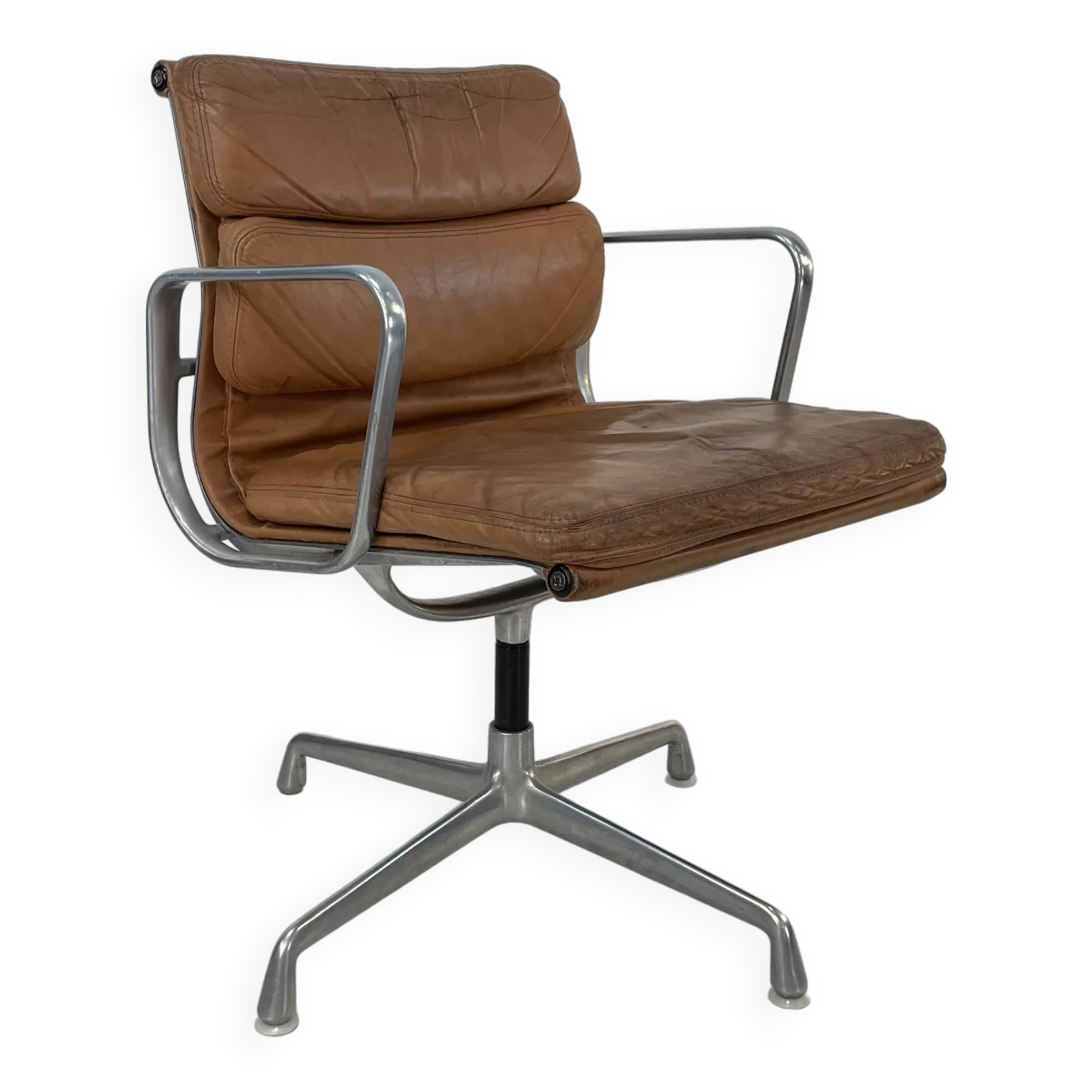 Eames Herman Miller Tan / Camel Leather Soft Pad Group Chair