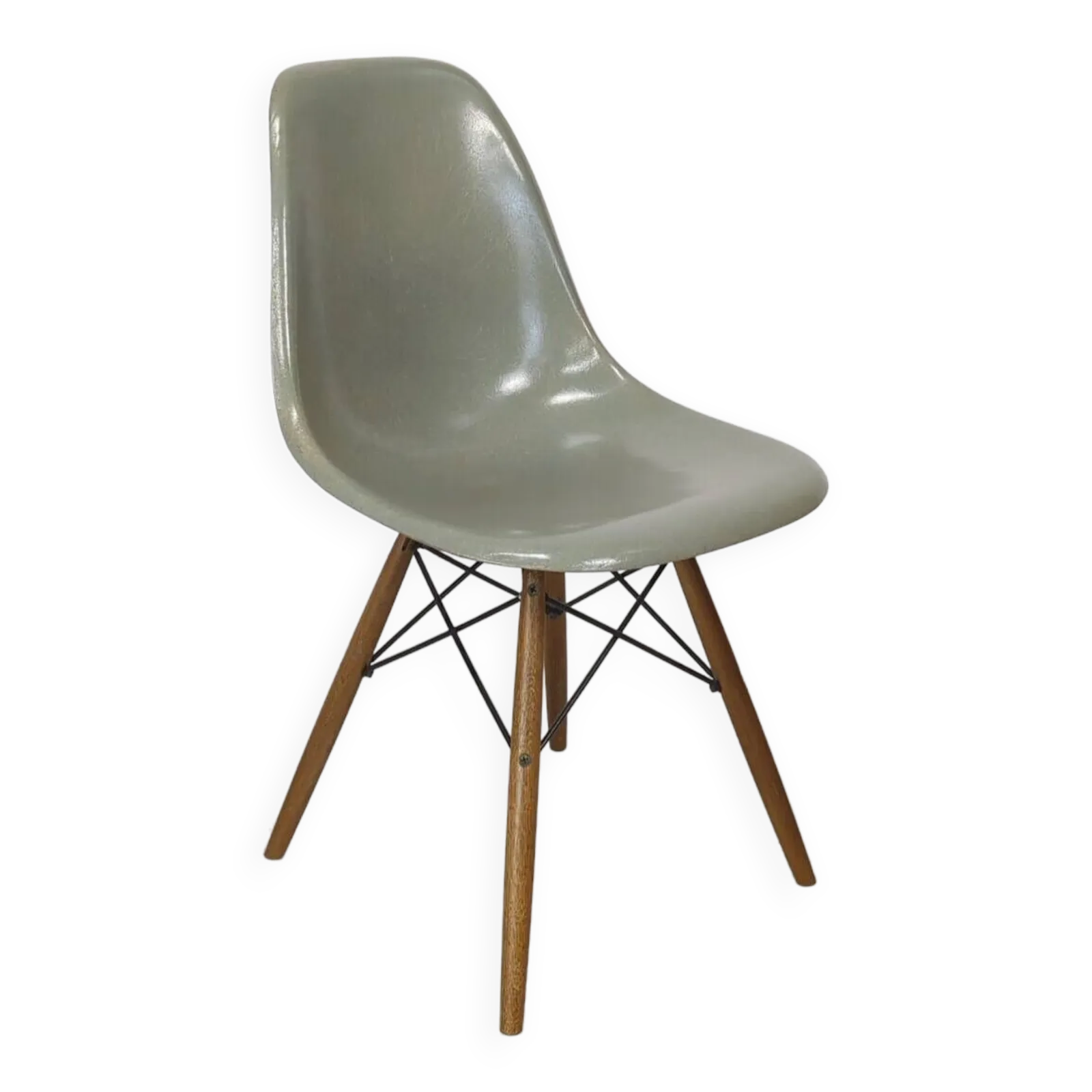 Eames Herman Miller Dsw Side Chair In Seafoam Green