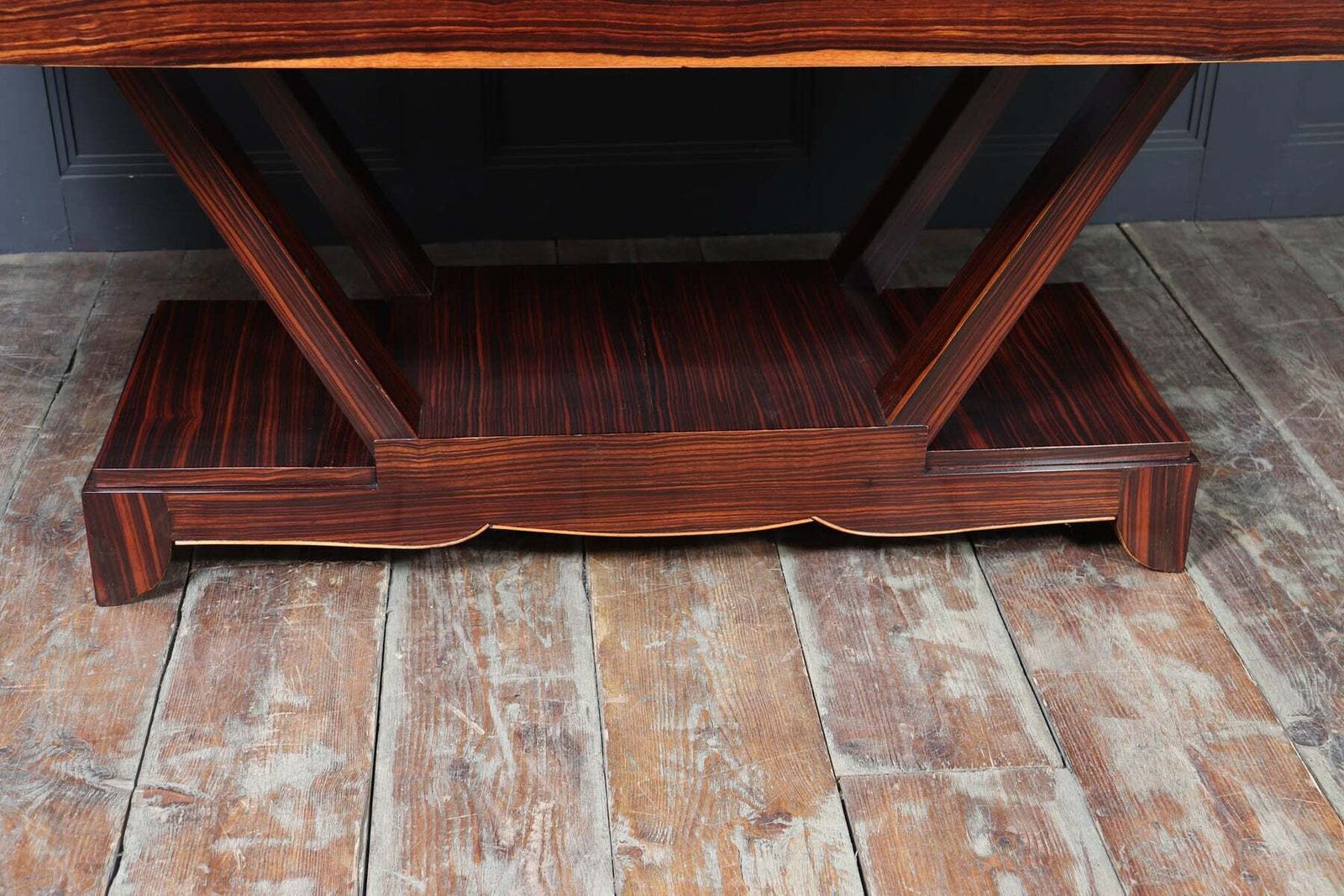 Art Deco Macassar Ebony Dining Table C.1930 photo vinterior