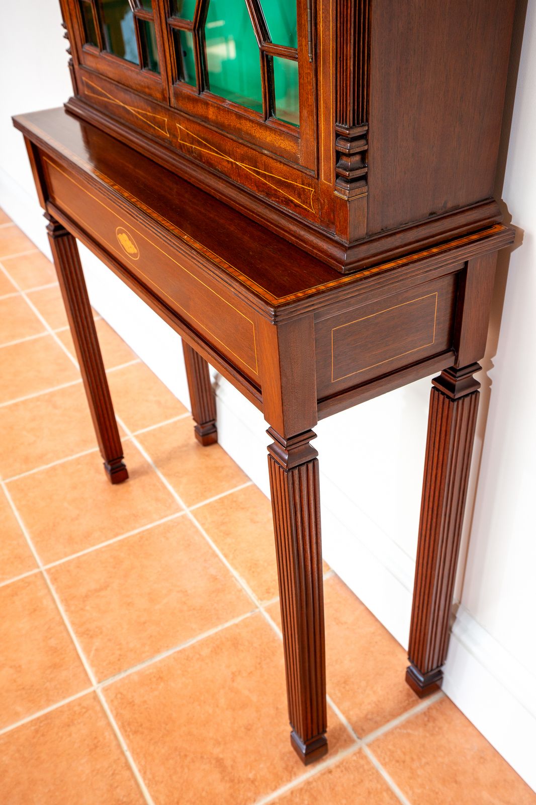 Fine Antique Glazed Cabinet And Consol.E Tabl.E Matching Set Inlaid Mahogany Astragal Glass Edwardia.N Victoria.N Hallway Living Room photo for sale