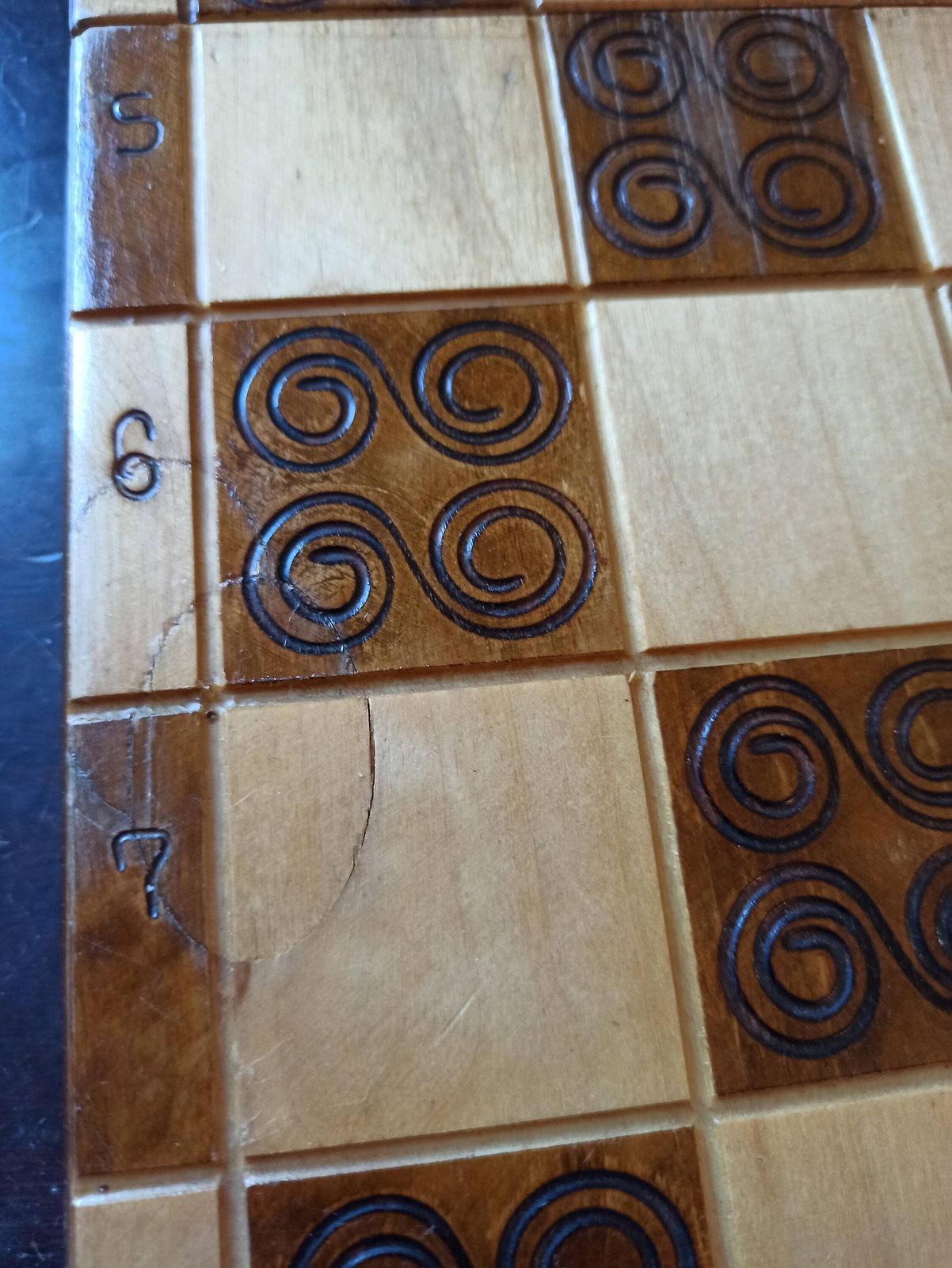 Vintage Wooden Chess Set With Board. Hand Carved. Very Good Condition. photo vinterior
