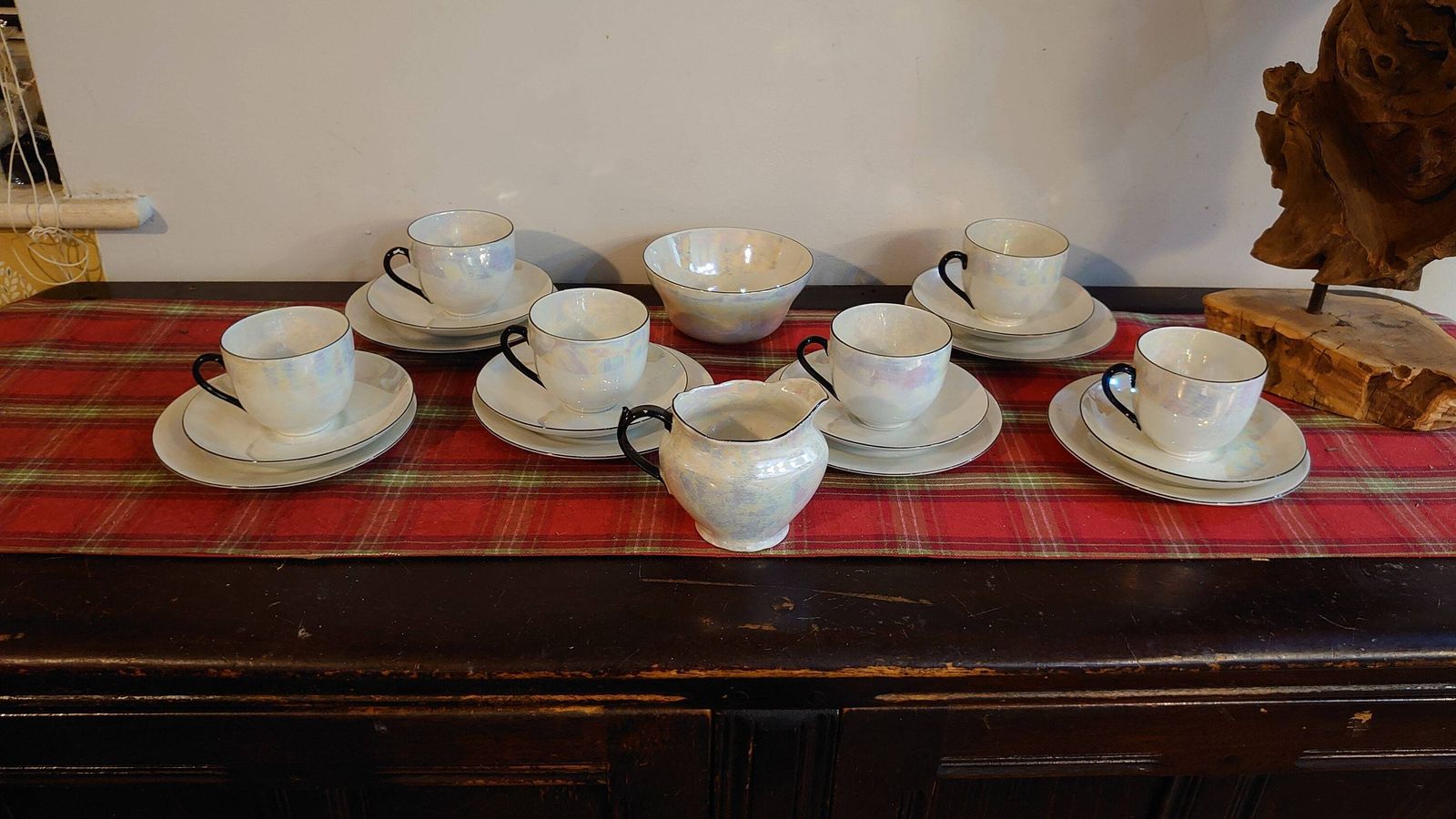 photo furniture 6 Pearlescent Tea Cups, Saucers And Sideplates With A Sugar Bowl & Creamer   Very Good To Excellent Condition   Czech Slovak Ceramic