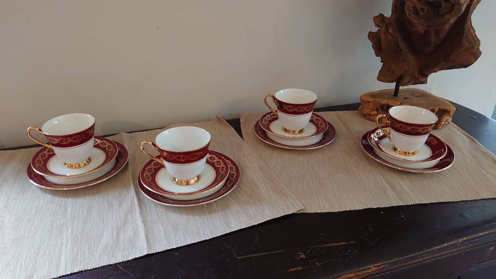 Set Of Four Windsor Bone China Cups, Saucers And Side Plates, Red And Gold Banding   Christmas Theme   Very Good Condition