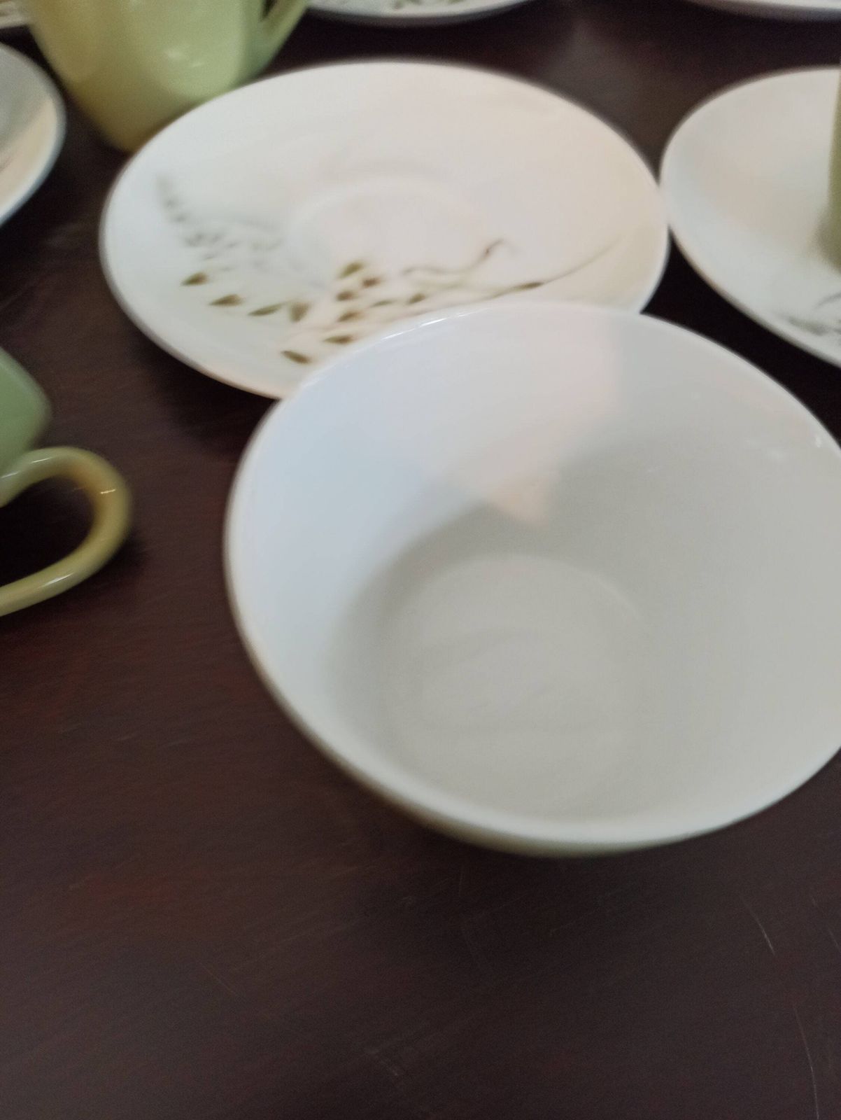 Vintage Green Teaset. 6 Cups And Saucers. Teapot, Milk Jug And Sugar Bowl. Very Good Condition. Johnson Brothers. photo vintage