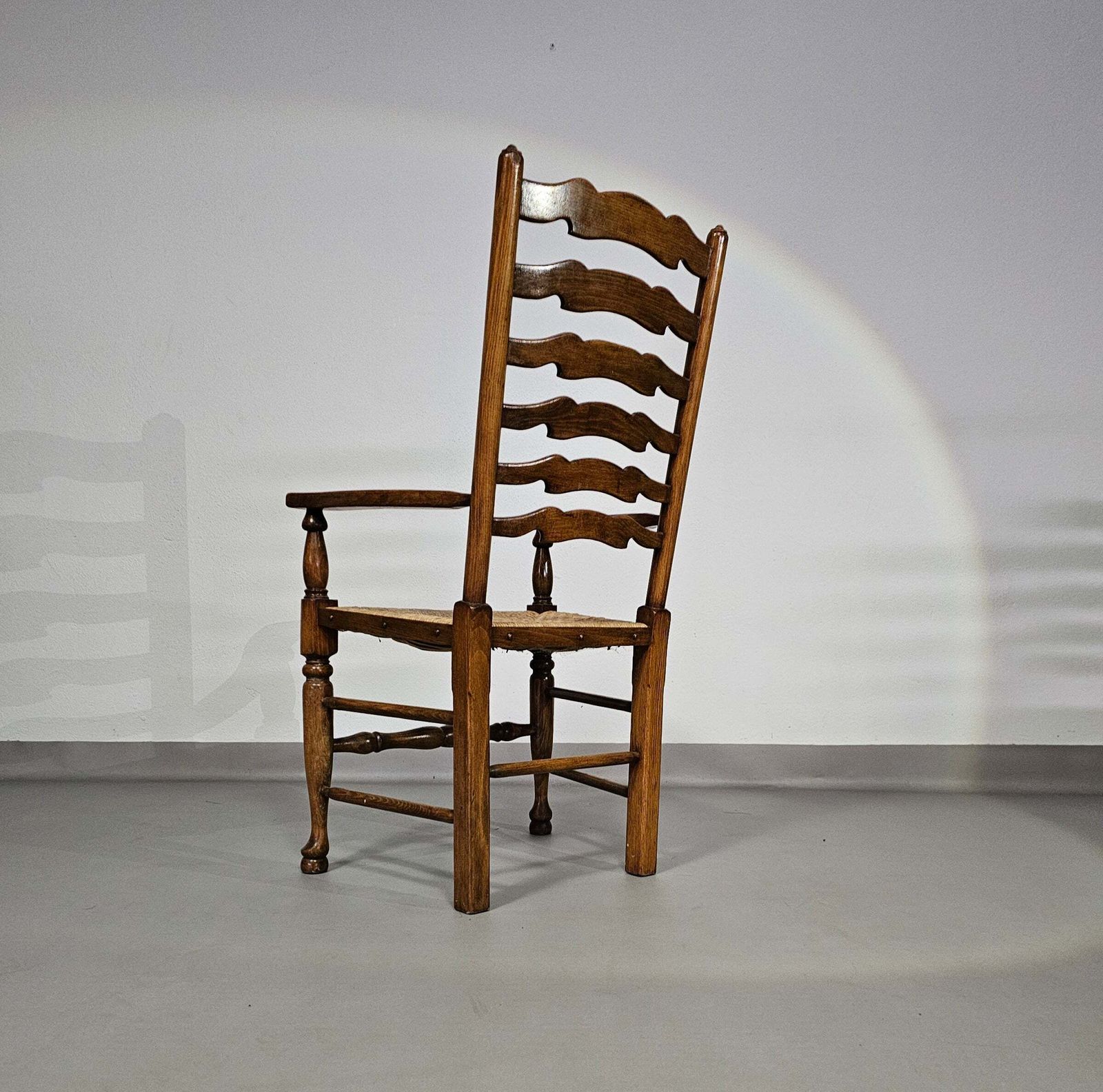 photo vinterior Set Of 4 Oak, Rustic, Farmhouse, Ladderback Dining Chairs With Rush Seats 1960s