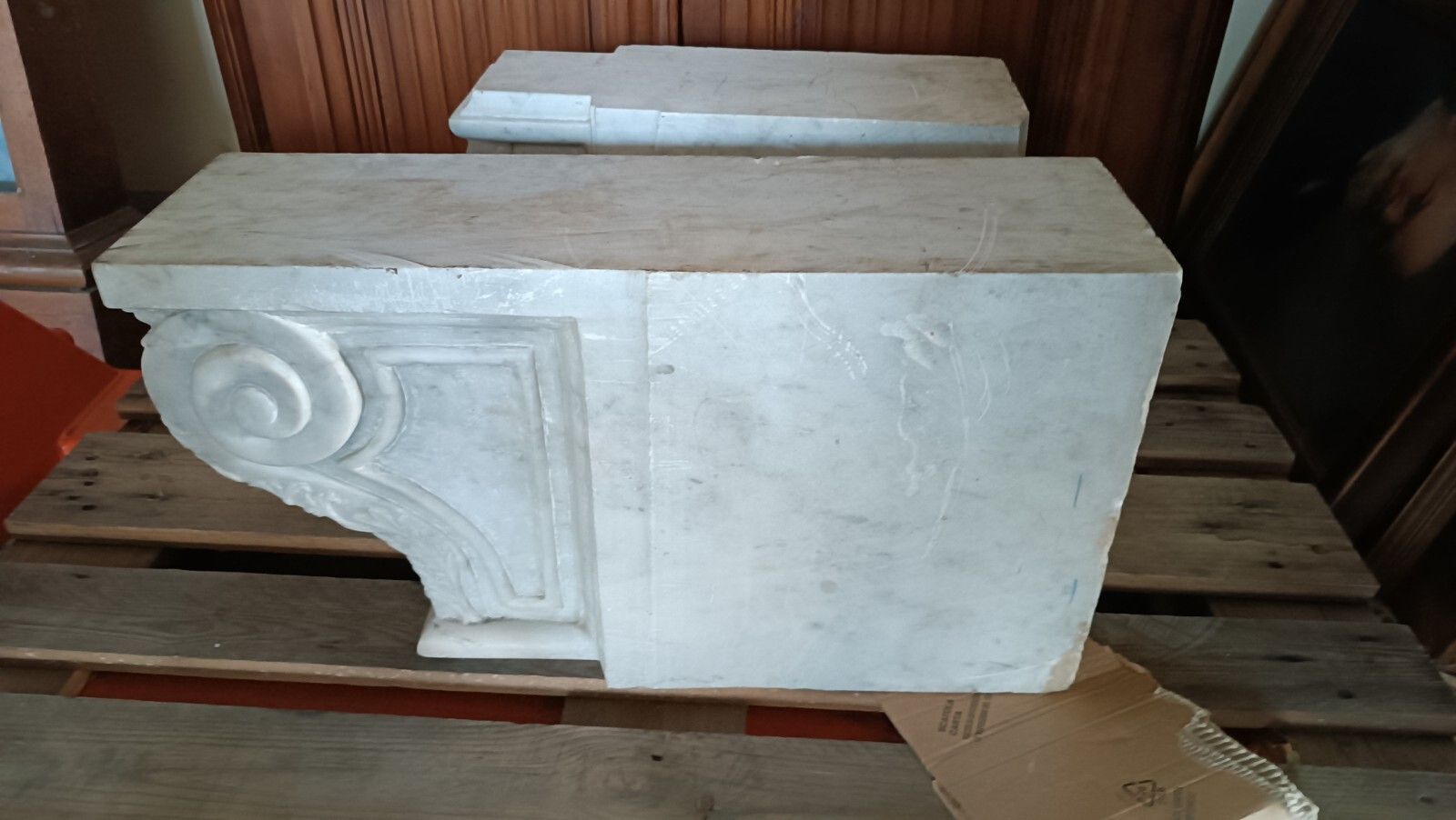Pair Of Large Capitals, 18th Century Marble Shelves photo vintage