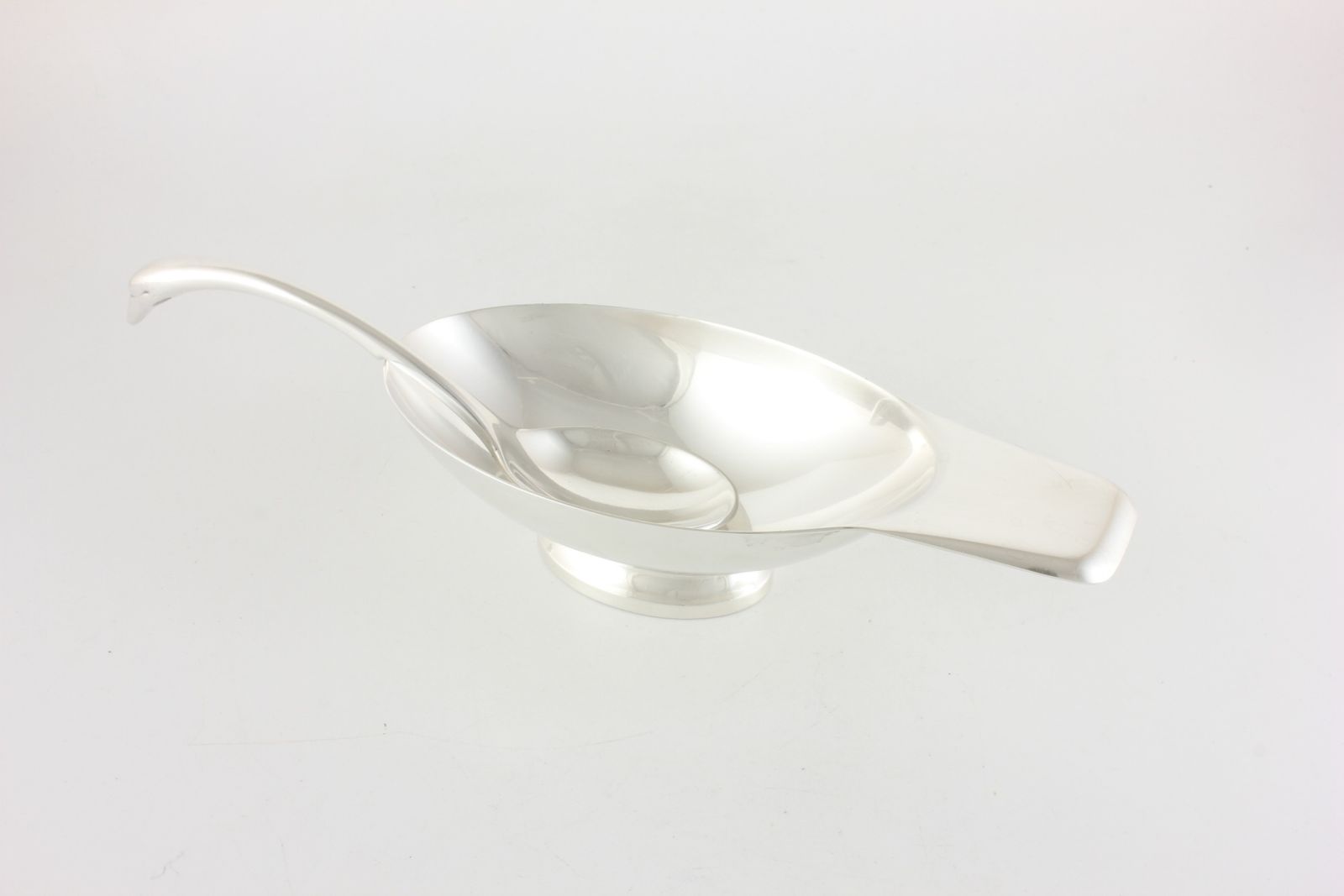 Silver Plate Christofle Swan Sauce Boat. French Gravy Sauciere & Spoon. photo vinterior