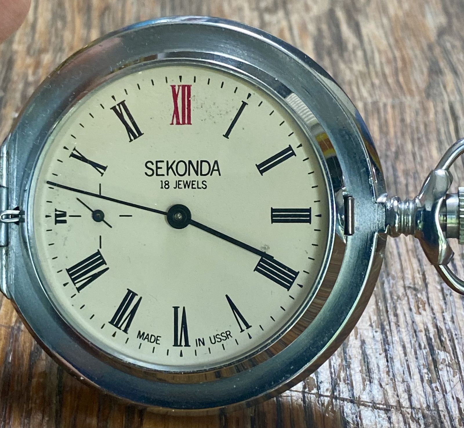 Rare Vintage Sekonda Pocket Watch 18 Jewels Hand Wind Full Hunter Case Clock Excellent Condition photo Home Decor