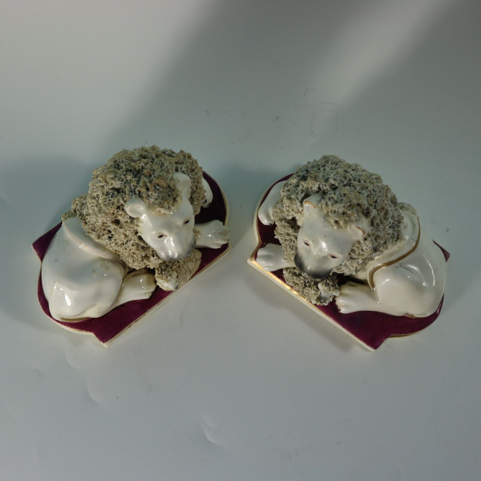 photo furniture Pair Of Shelton Staffordshire Lion And Lamb Figures