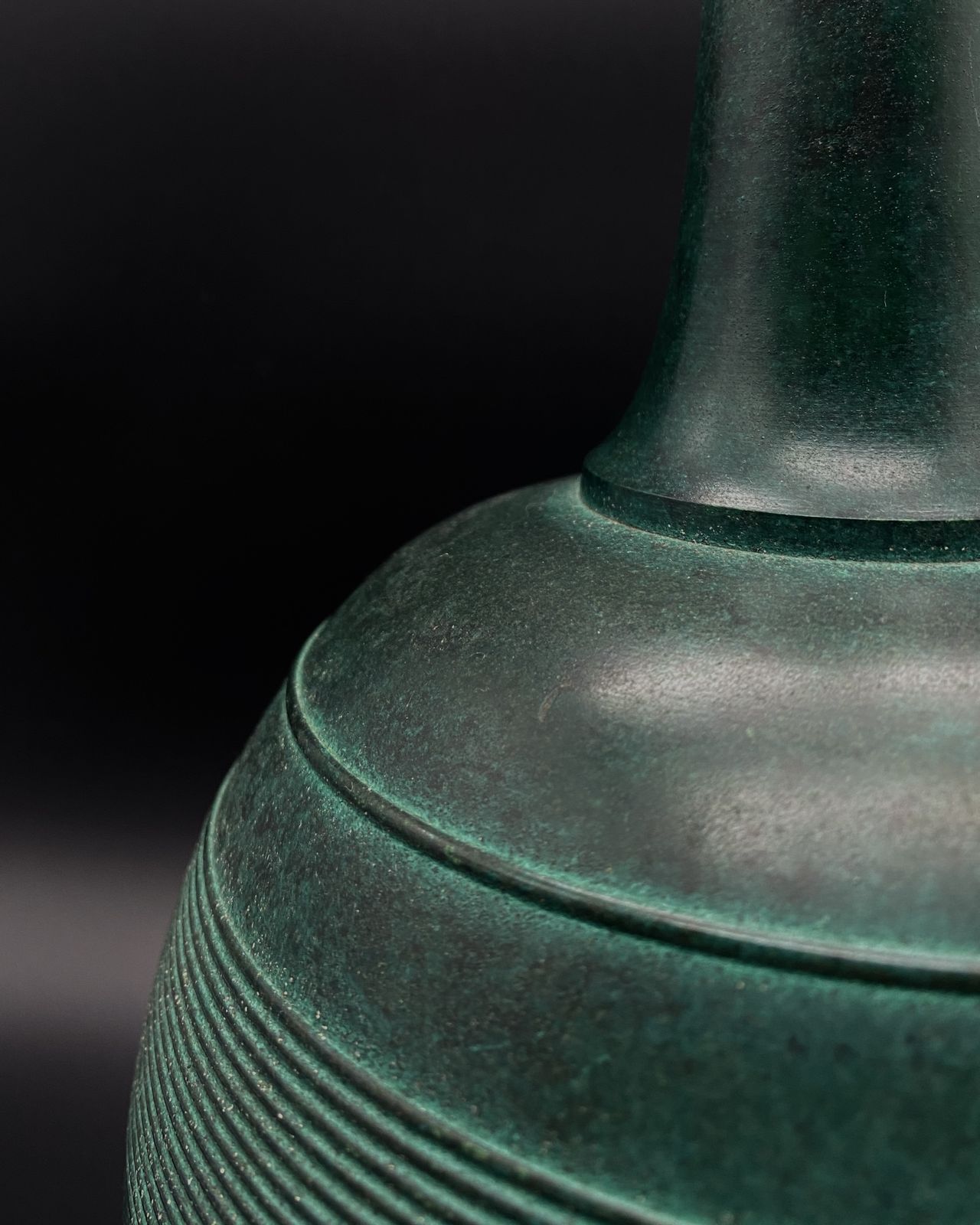 Kabin Flower Vessel, Shōwa, Oriental photo for sale