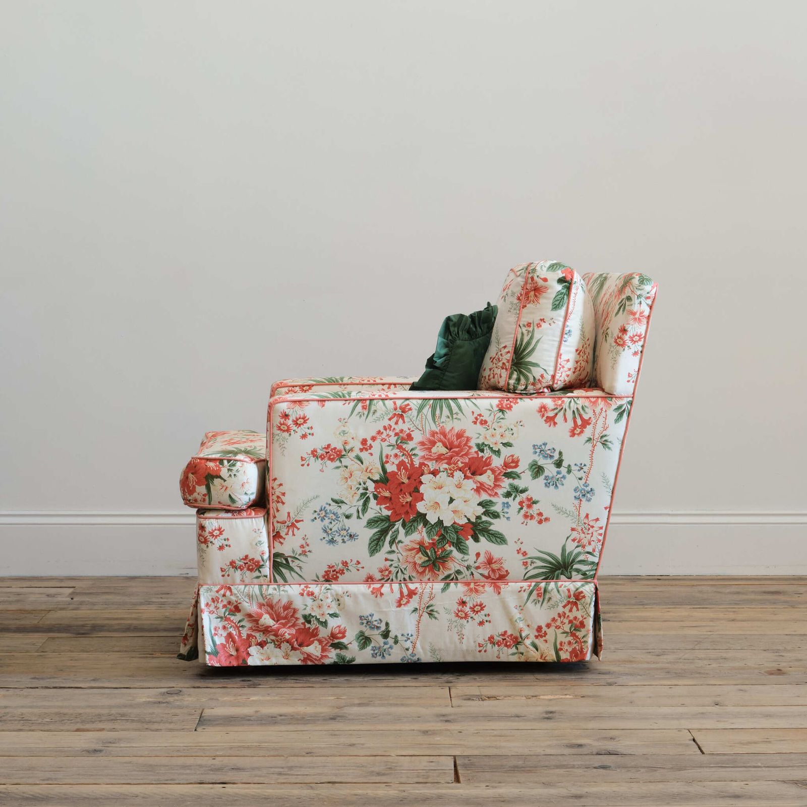 Floral Country House Armchair photo Furniture