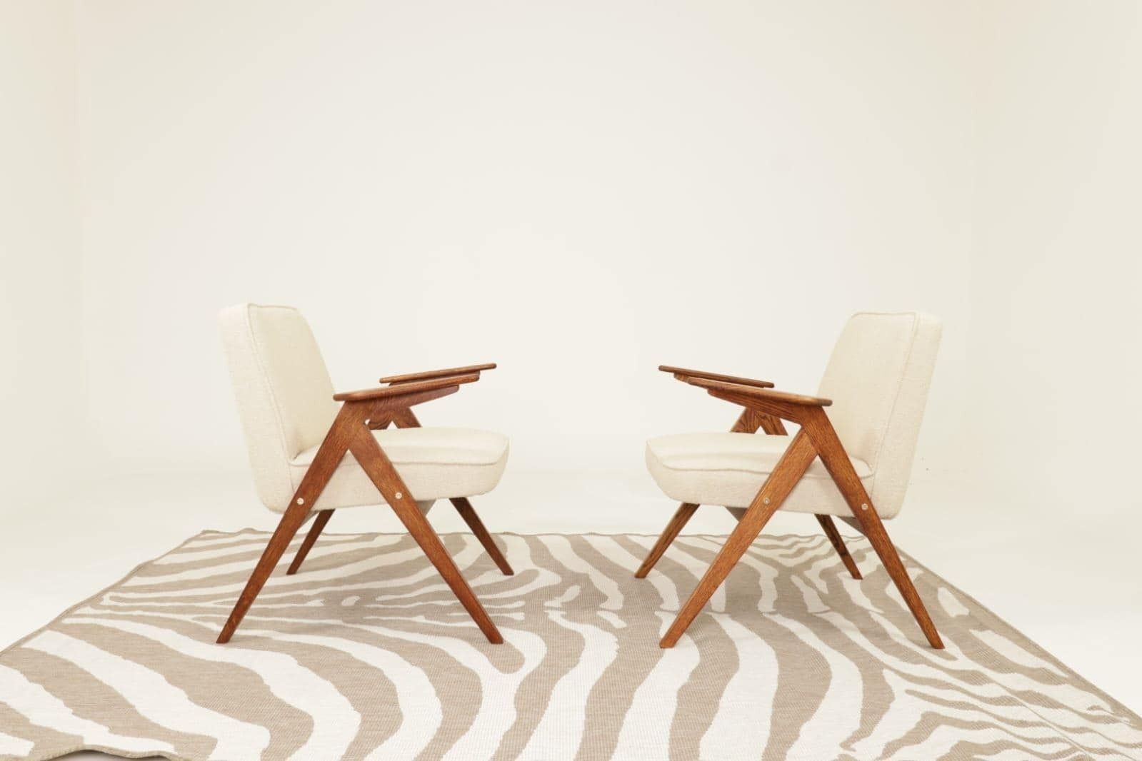 Mid Century Armchairs Vintage Lounge Chair In Ecru Set Of 2 Chairs, Complete Restored
