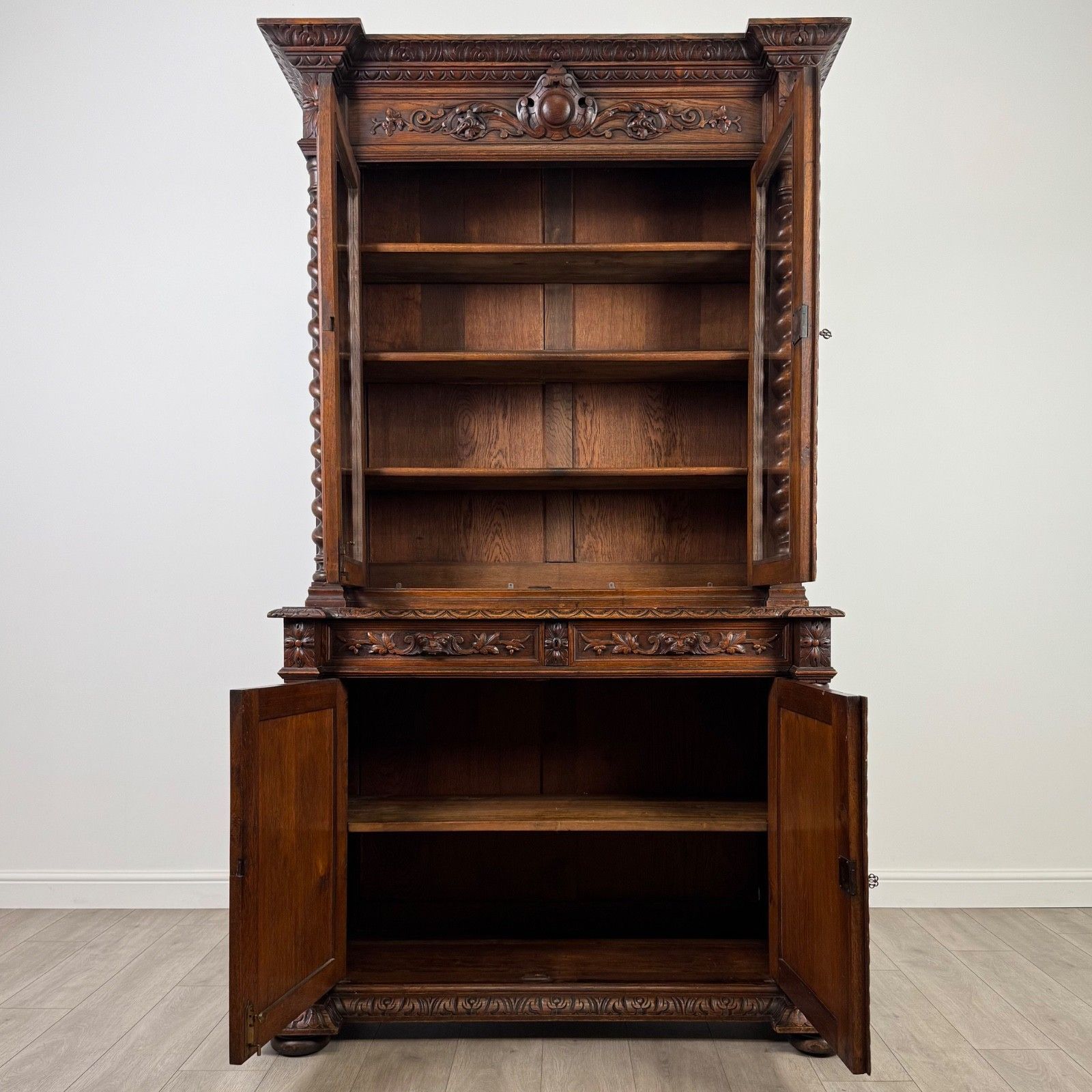 Antique 19th Century Renaissance Revival Bookcase In Oak photo for sale