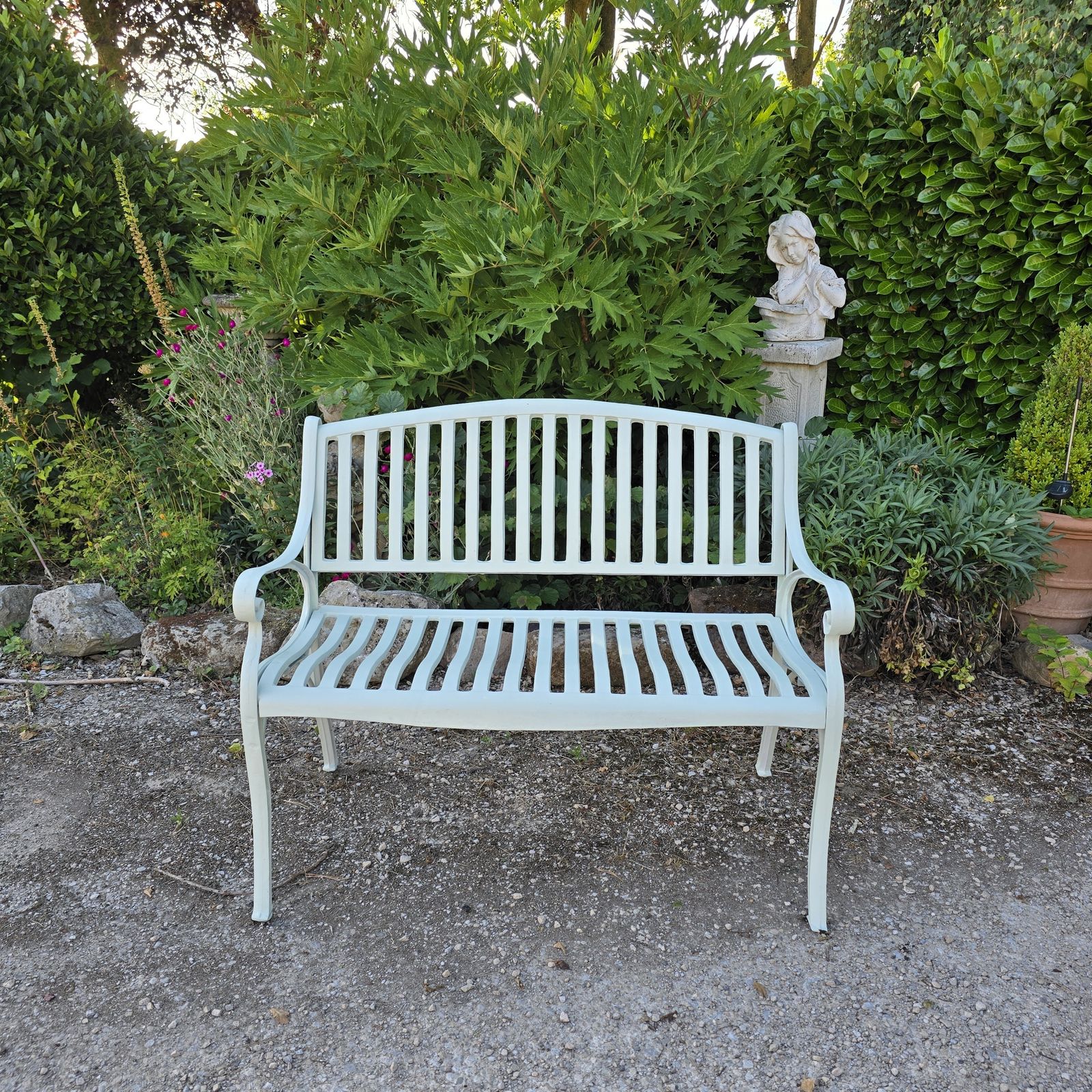 Good Conservatory Garden Bench