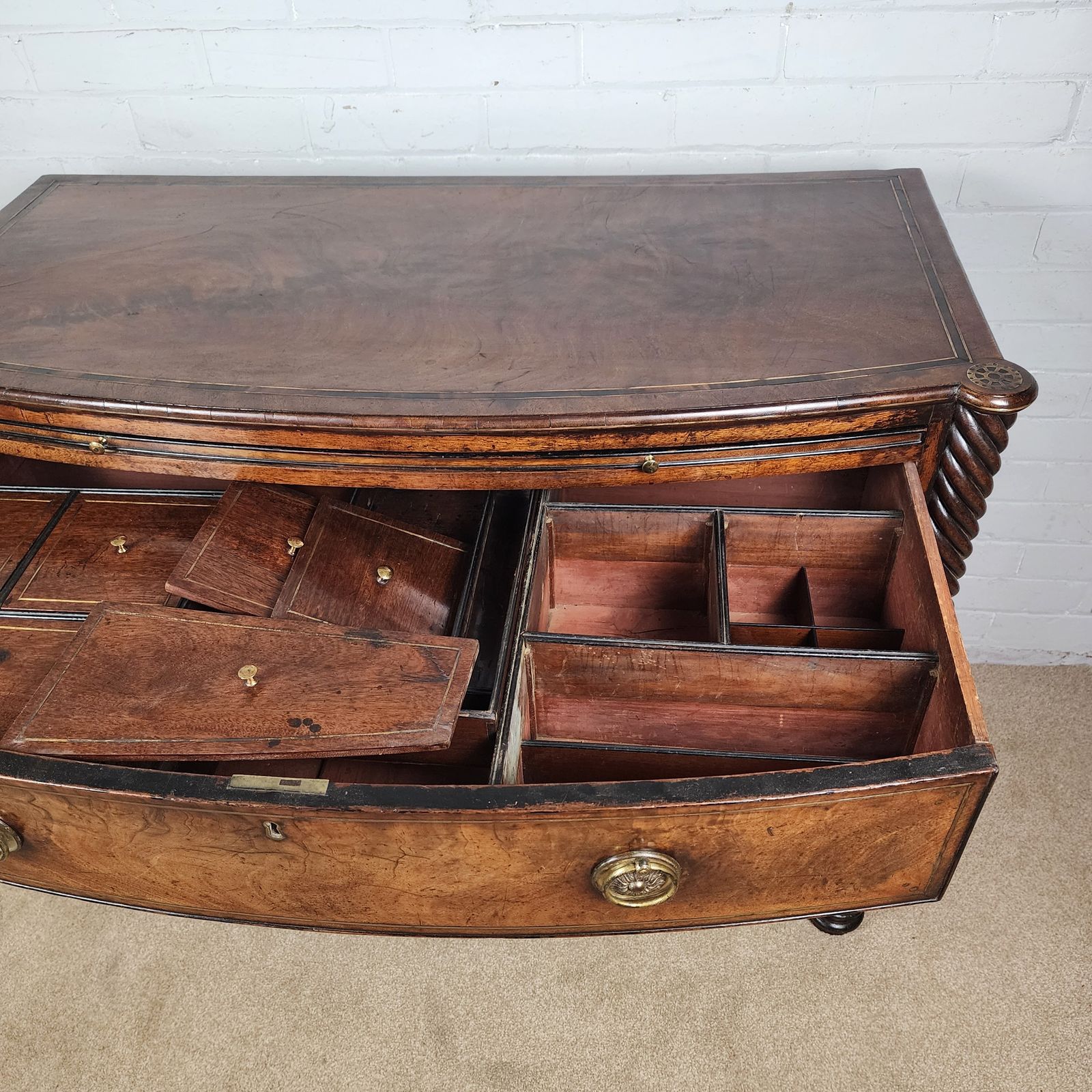 photo vinterior Antique Early 19th C. Dressing Chest Of Drawers Regency Period (Circa 1811 1820)