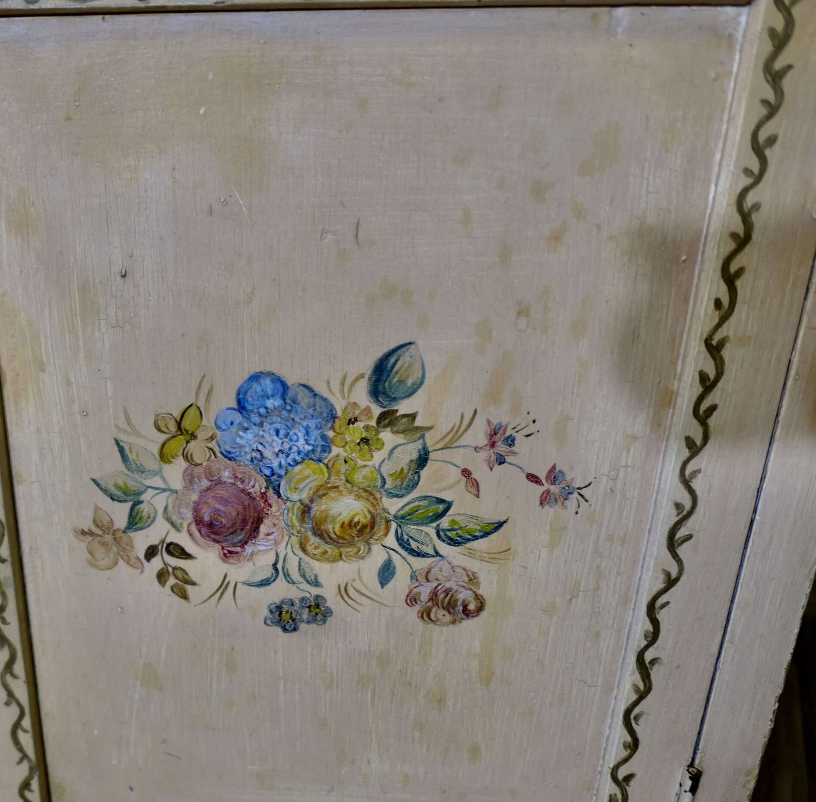 A Very Pretty Bedside Cupboard Hand Painted With Flowers photo 480.0