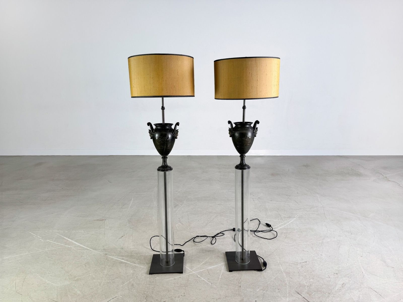 Set Of 2 Floor Lamps Antique Look Glass Floor Lamp Lamp photo Lighting