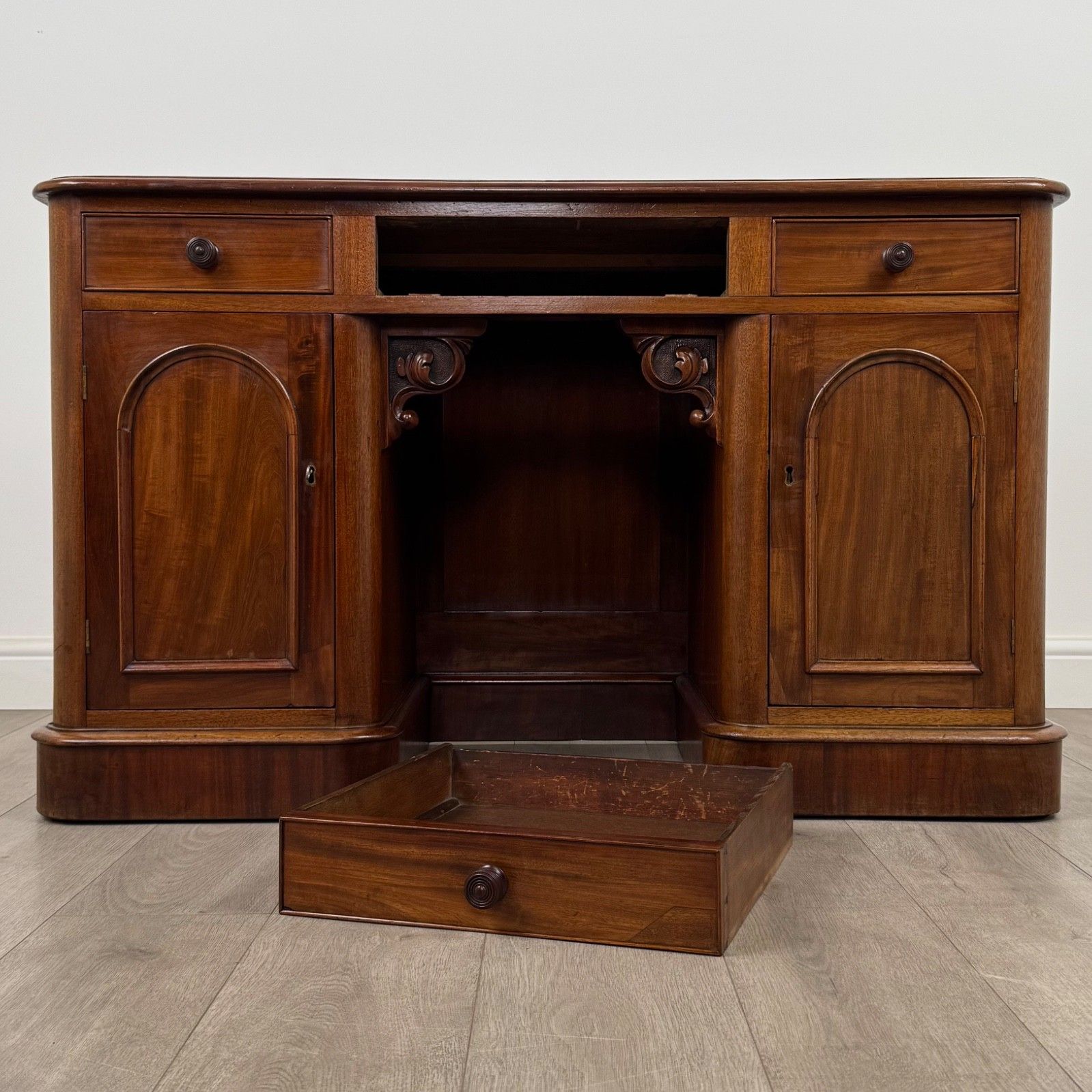 Furniture Antique 19th Century Good Quality Desk In Mahogany photo