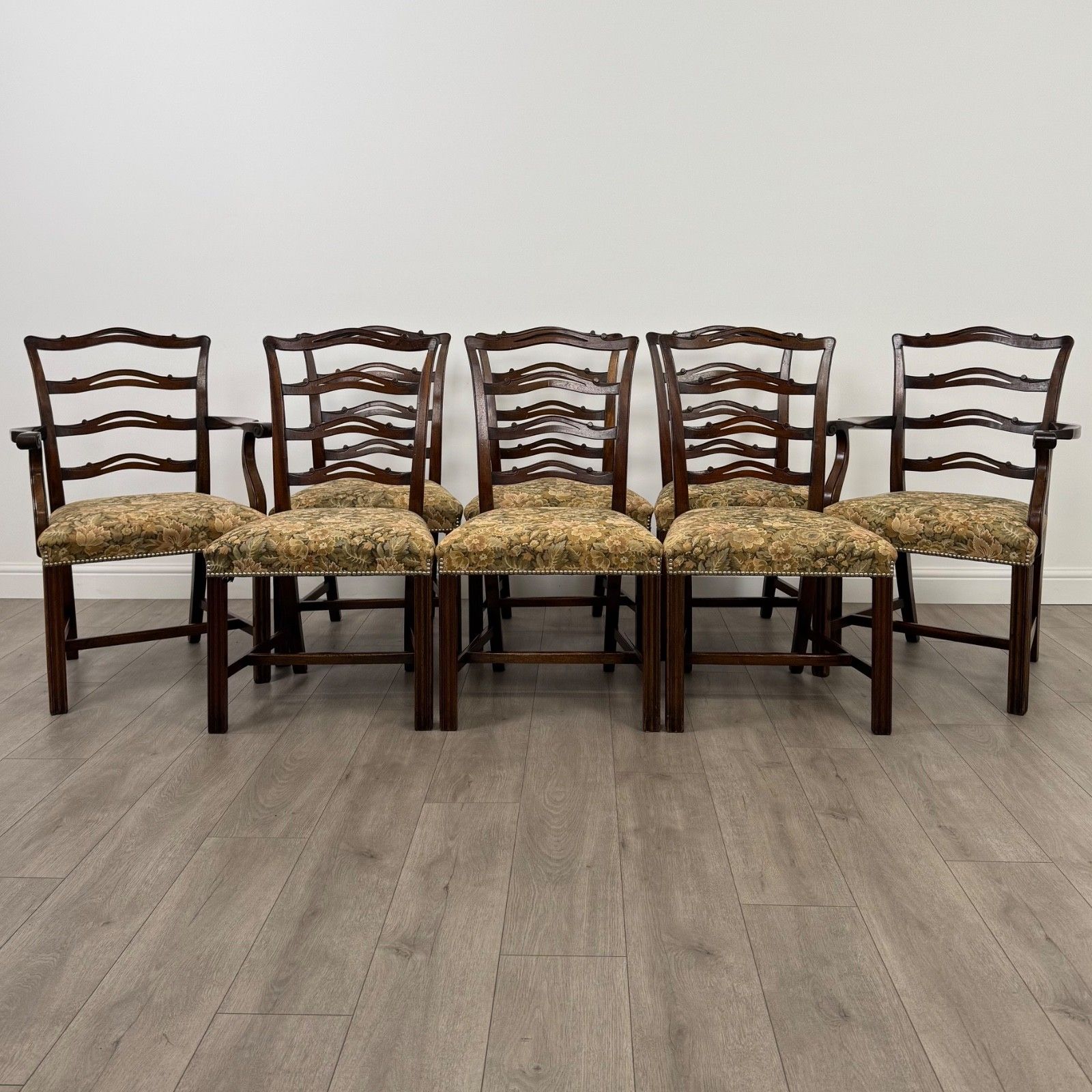 Antique 19th Century Set Of 8 Mahogany Dining Chairs