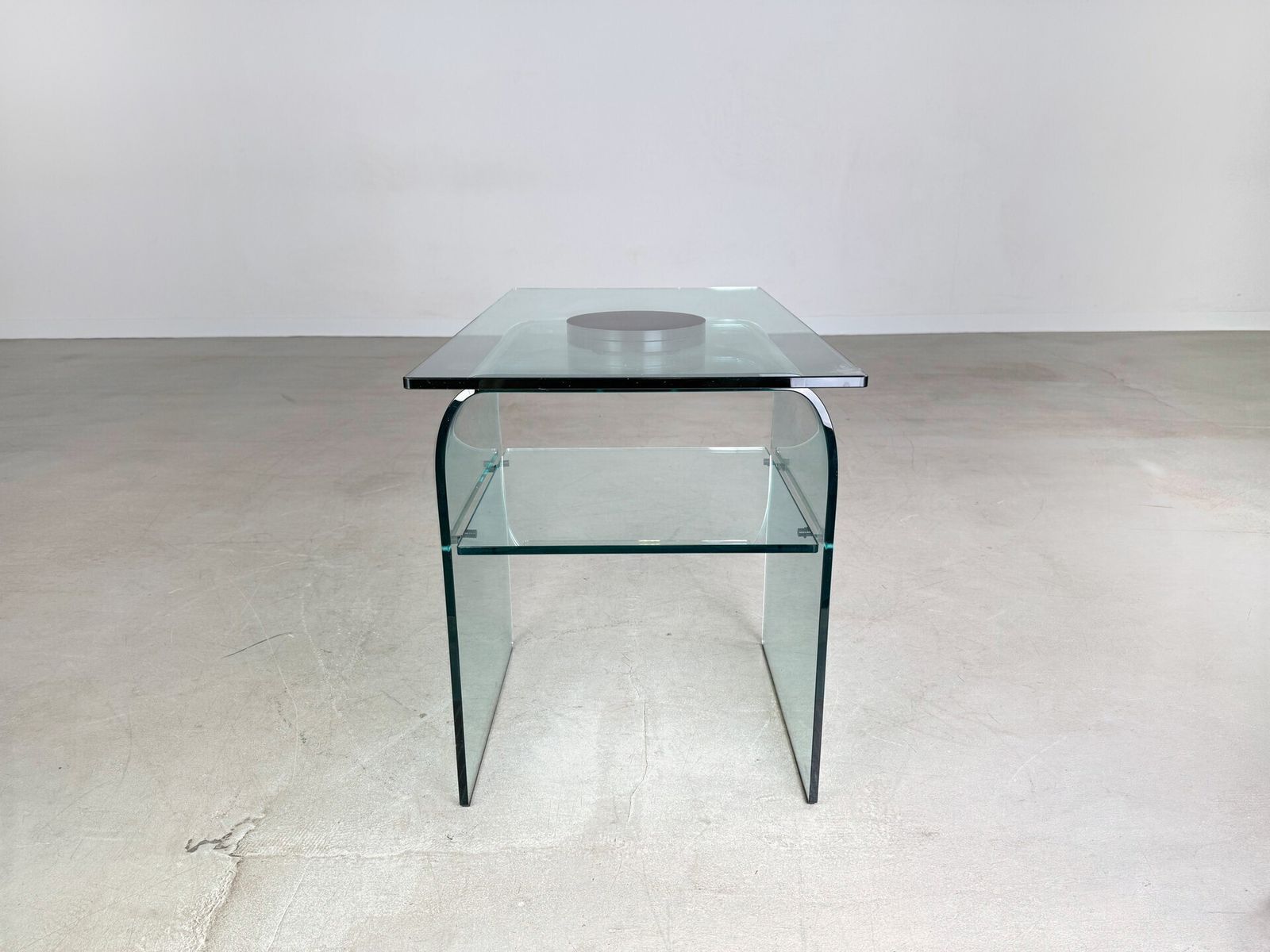Original Coffee Table Fiam Italia Glass Swivel 1980s photo vinterior