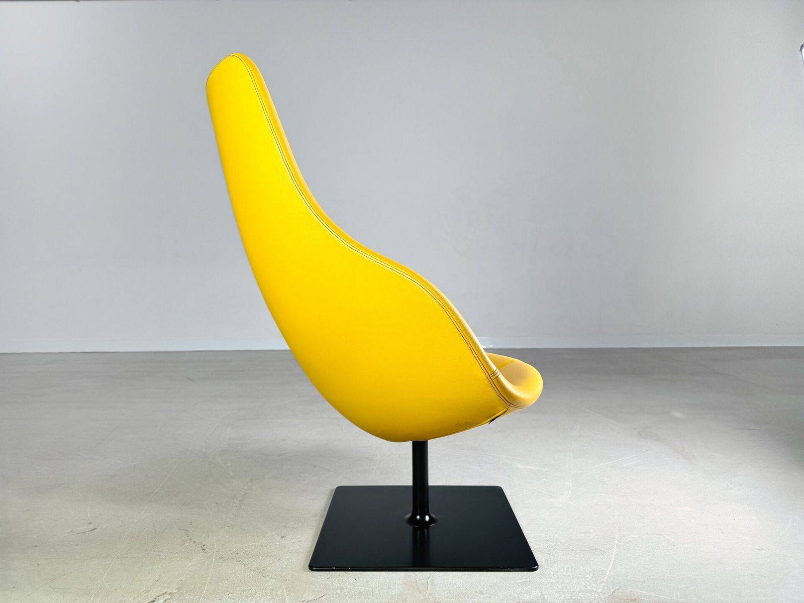 Original Moroso Armchair Leather Yellow Patricia Urquiola Swivel photo Furniture