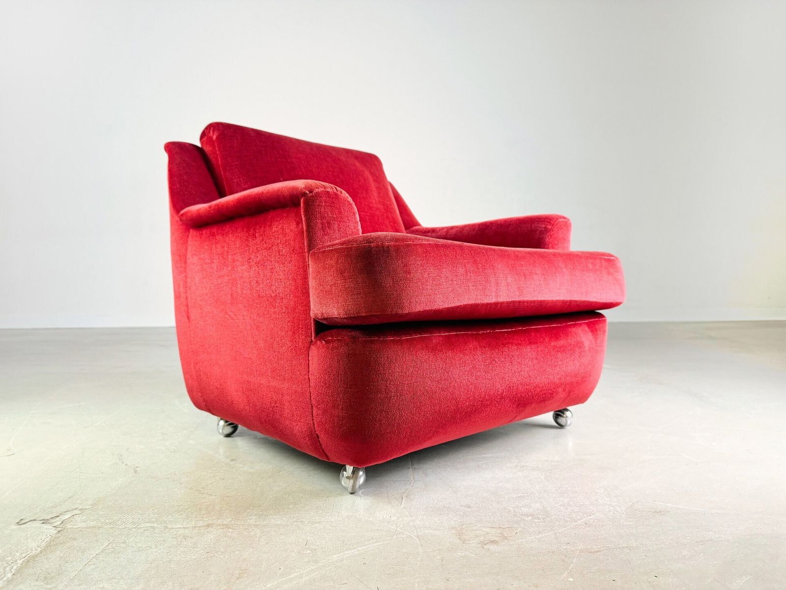 Set Of 2 Mid   Century Vintage Armchairs Red Velvet Retro photo vintage