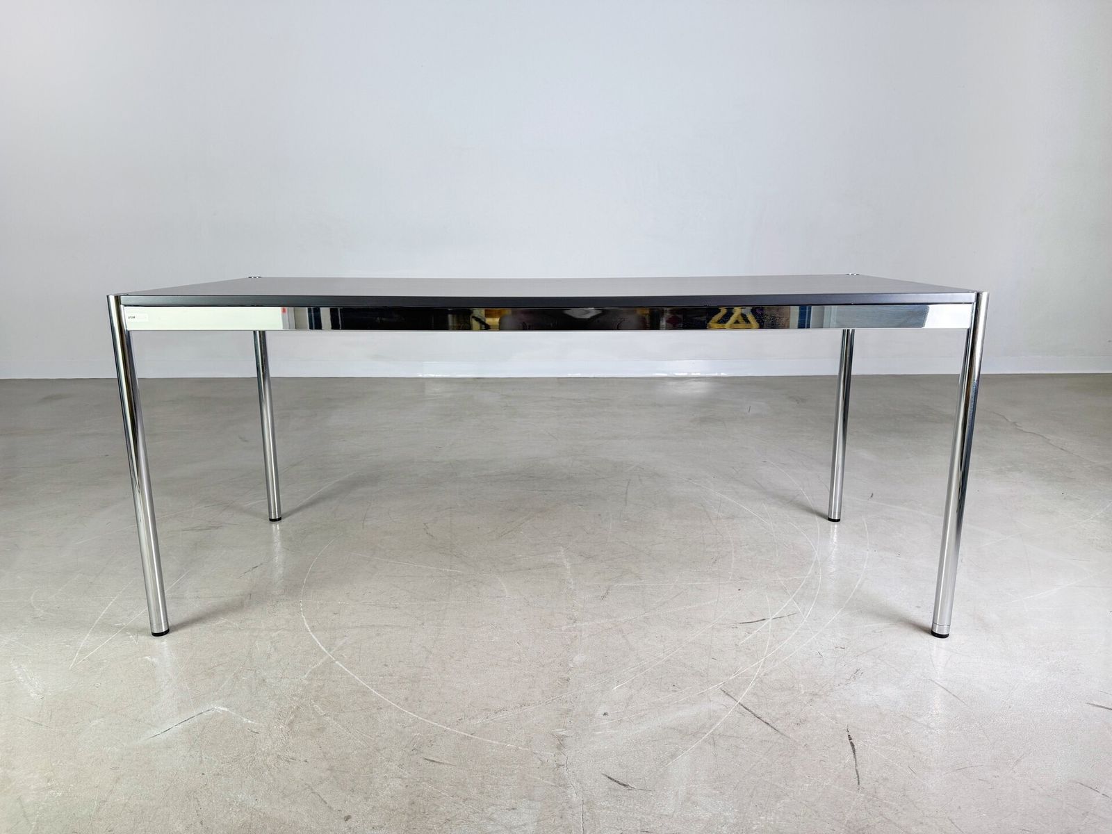 15x Original Usm Haller Desk In Desired Color Design Table photo Furniture