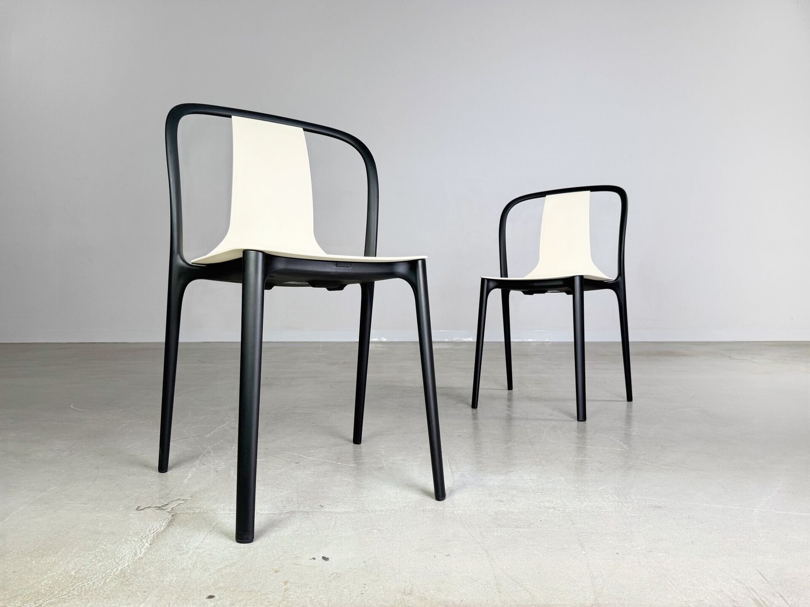 Set Of 2 Vitra Belleville Chair Ronan Erwan Bouroullec Outdoor Cream photo furniture