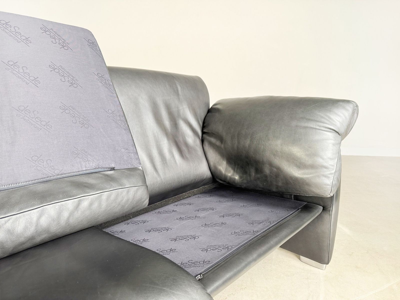 Original De Sede Ds 10/23 Sofa Couch Two Seater Leather Black photo vinterior