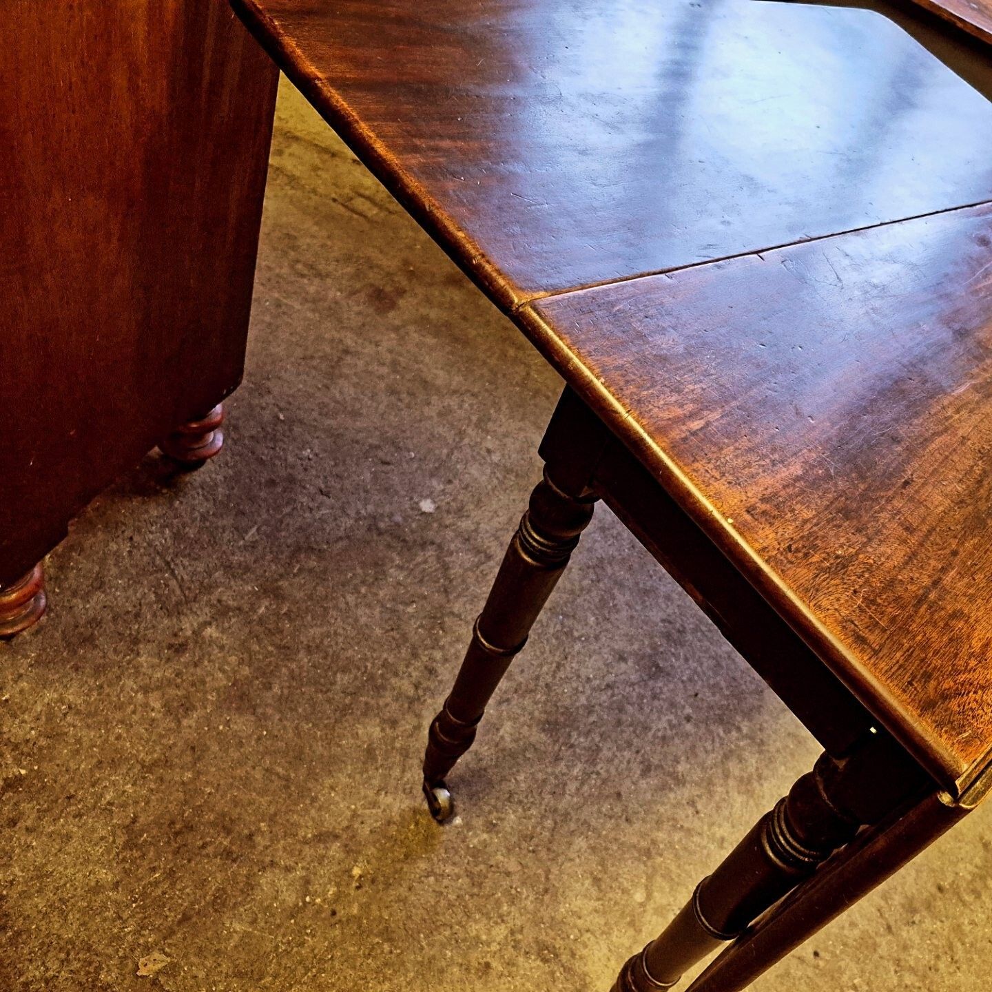 Fab Circa 1820 Regency Pembroke Mahogany Table On Turned Legs And Brass Castors photo 152.0