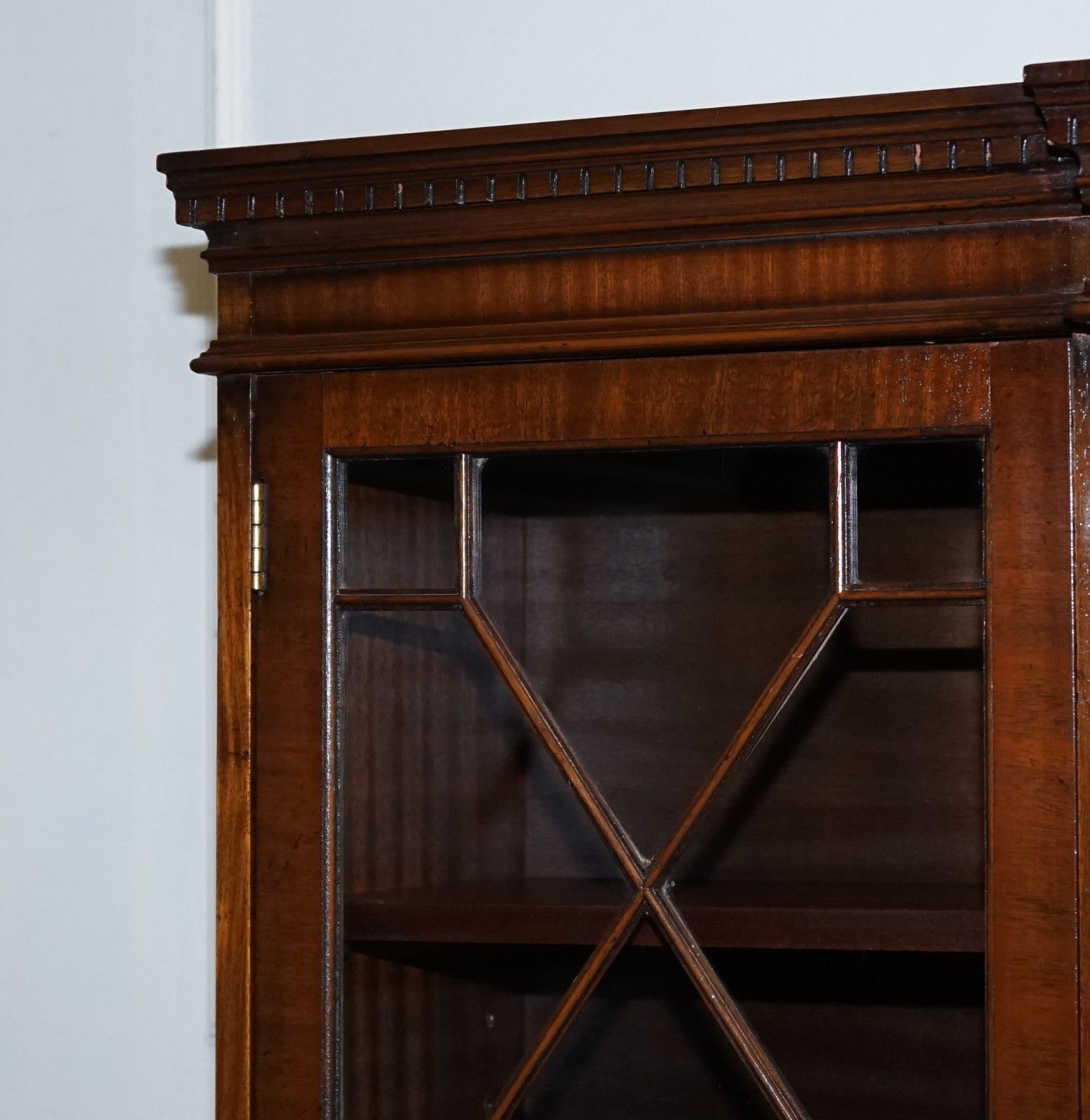 Stunning Georgian Style Breakfront Four Door Display Cabinet Bookcase photo vinterior