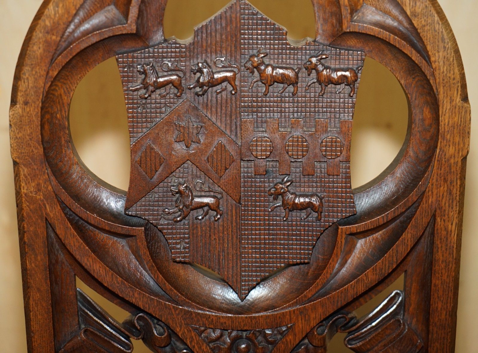 Antique Carved English Oak Side Hall Chair With Armorial Crest Coat Of Arms photo vinterior