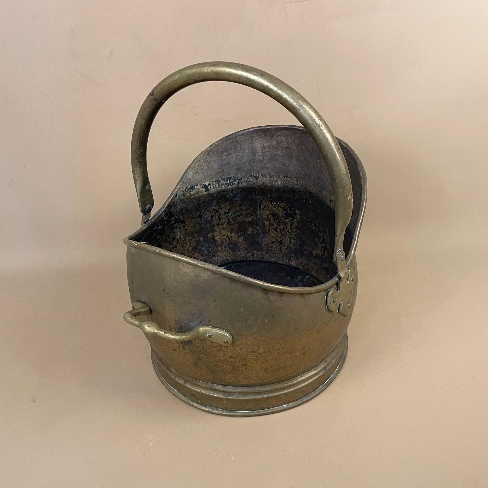 Antique Metal Gold Brass Coal Bucket Handle Fireside Fire Side Scuttle Log Helmet Farmhouse Cottage Aged Patina Vintage Fireplace Logs photo buy