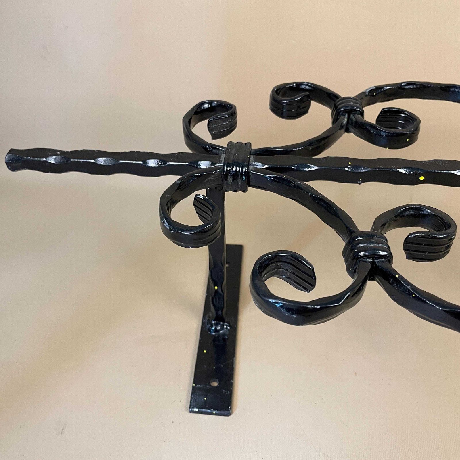 Antique Style Black Metal Garden Hose Holder Hanger Outdoor Wall Bracket Victorian Style photo 59.0