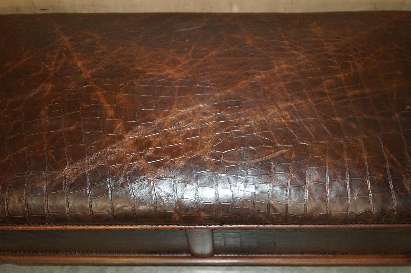 Antique 1860 Mahogany Alligator Crocodile Patina Brown Leather Ottoman Trunk photo vintage
