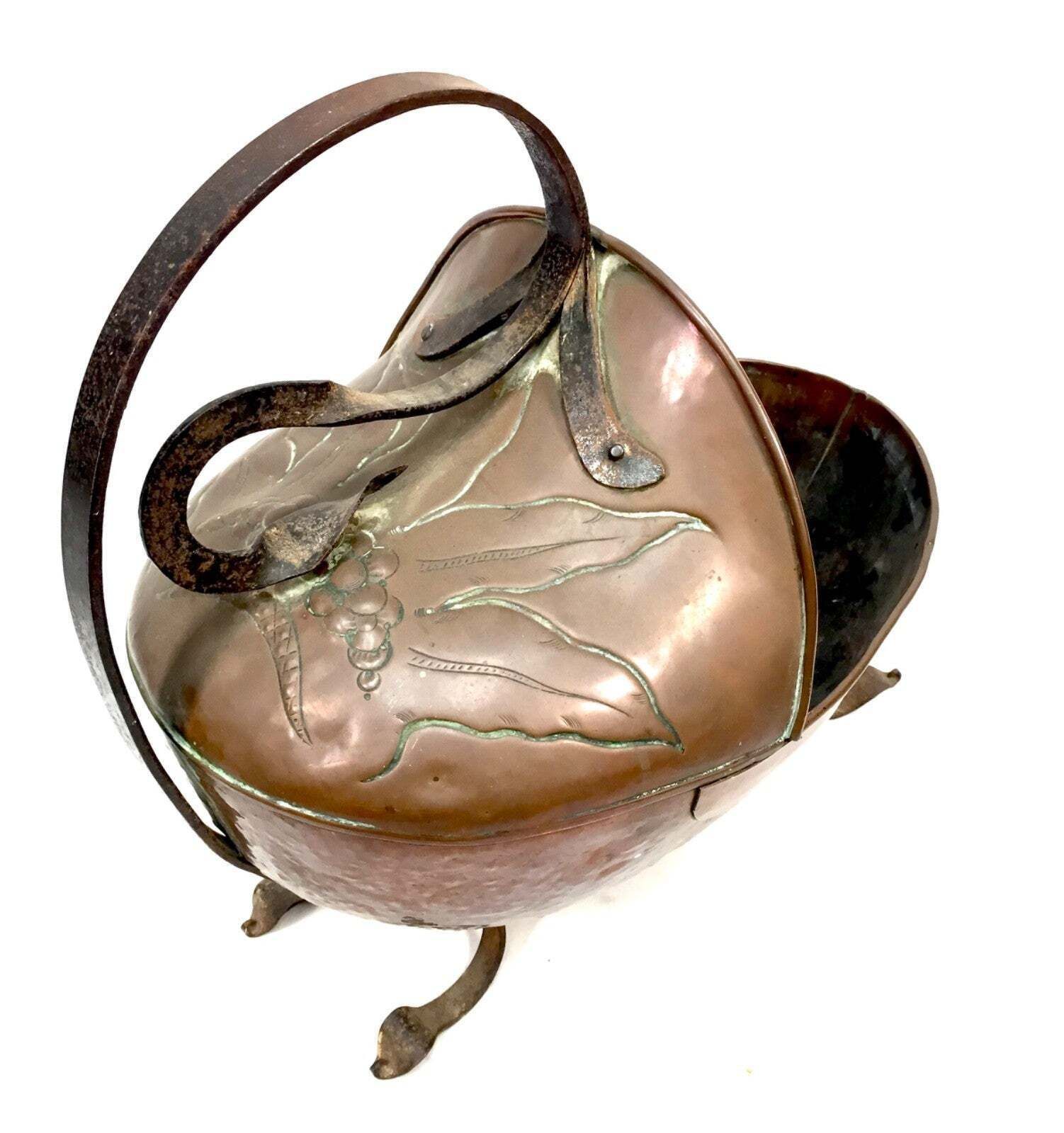 Antique Copper Coal Helemt Scuttle With Brass Legs Art Nouveau / 19th Century photo Home Fixtures