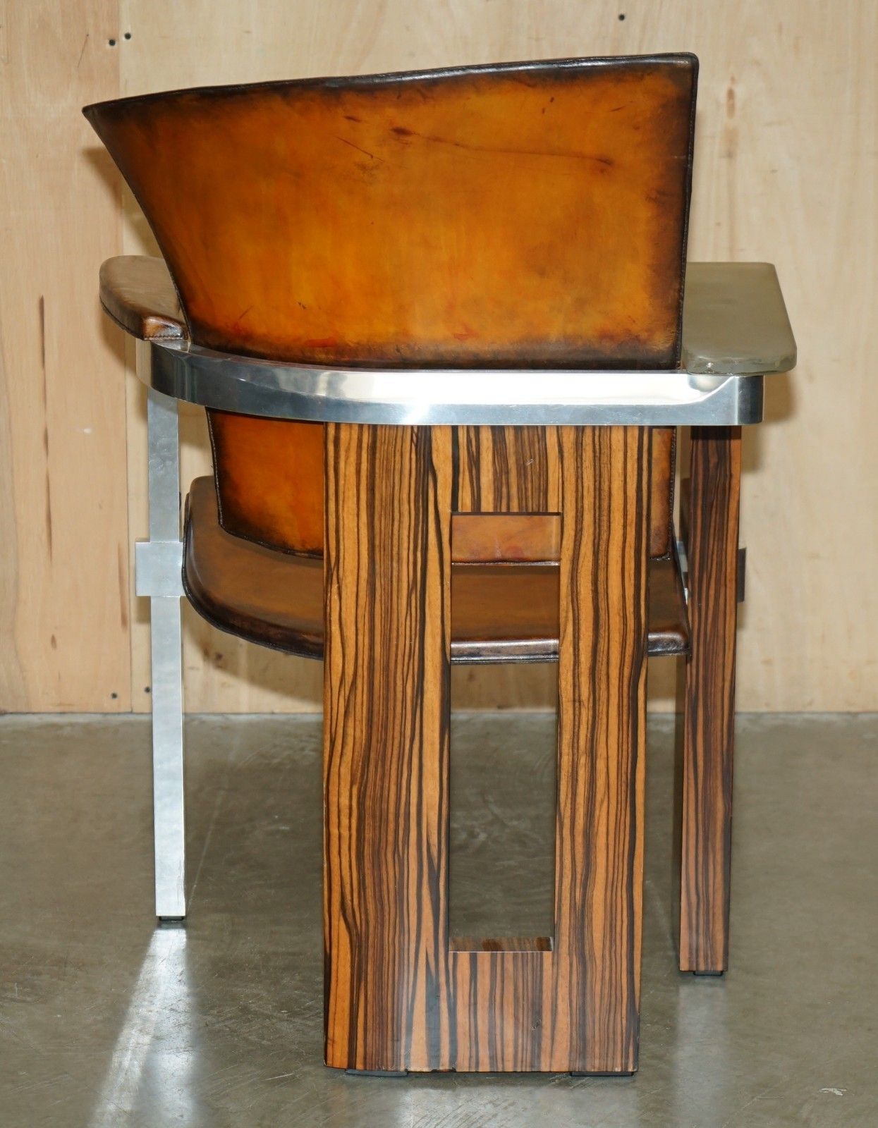 photo vinterior Pair Of Piece Unique 1970's French Modernist Asymmetrical Zebrano Wood Armchairs