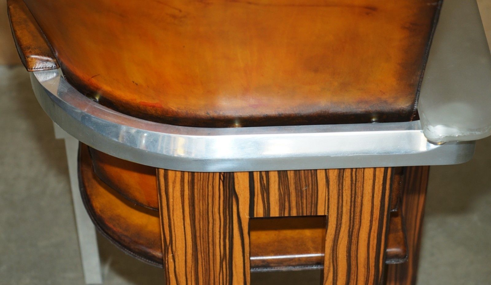 photo vintage Pair Of Piece Unique 1970's French Modernist Asymmetrical Zebrano Wood Armchairs