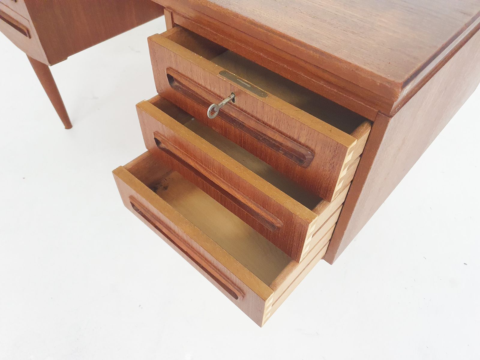823.0 Teak Desk By J.Svenstrup For A.P. Møbler, Denmark 1960's photo