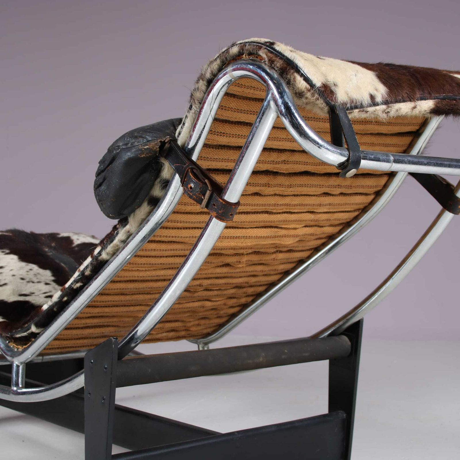 photo furniture 1930s Early “Lc4” Chaise Longue By Le Corbusier, Pierre Jeanneret, And Charlotte Perriand, France