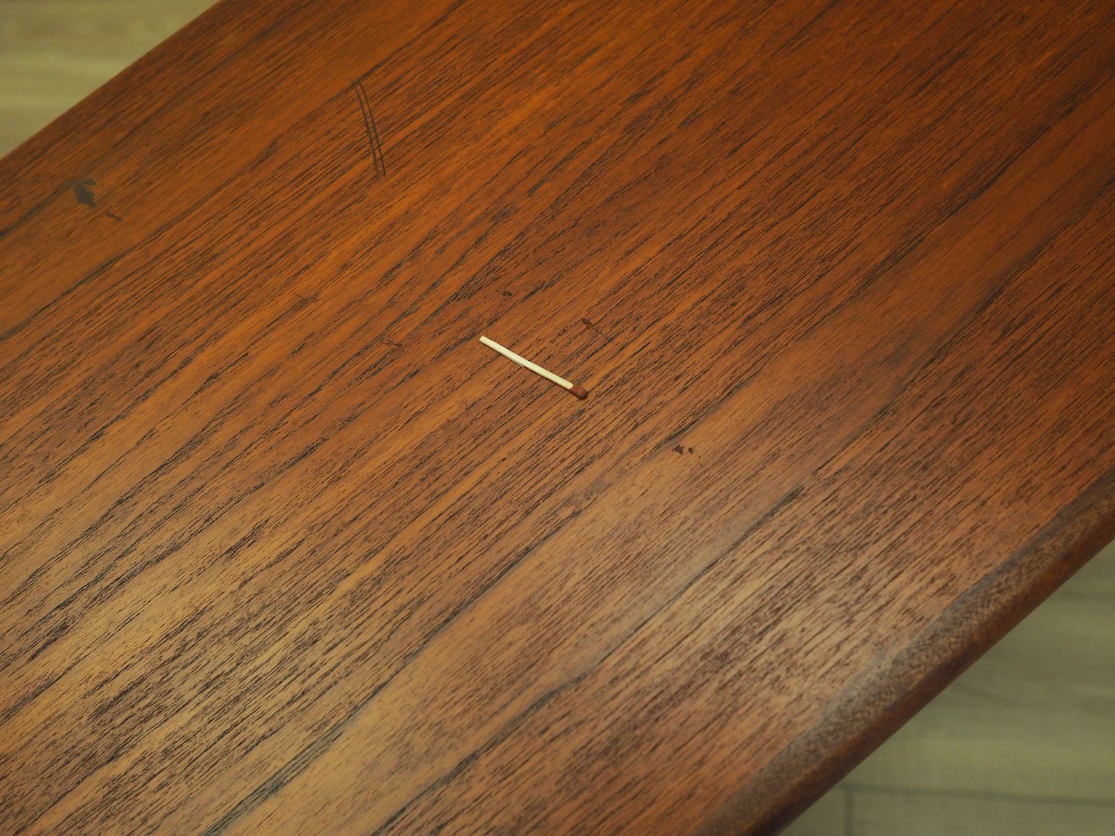 photo furniture Teakhouten Dressoir, Deens Design, Jaren 1970, Productie: Denemarken