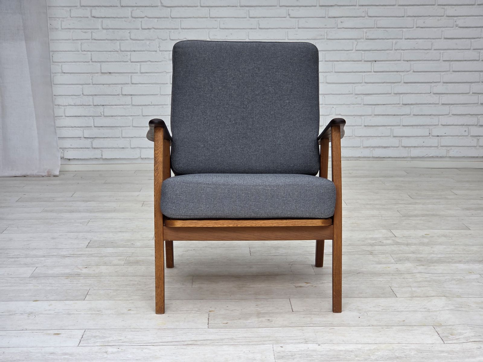 1970s, Pair Of Danish Armchairs, Reupholstered, Furniture Wool, Teak And Oak Wood. photo vinterior