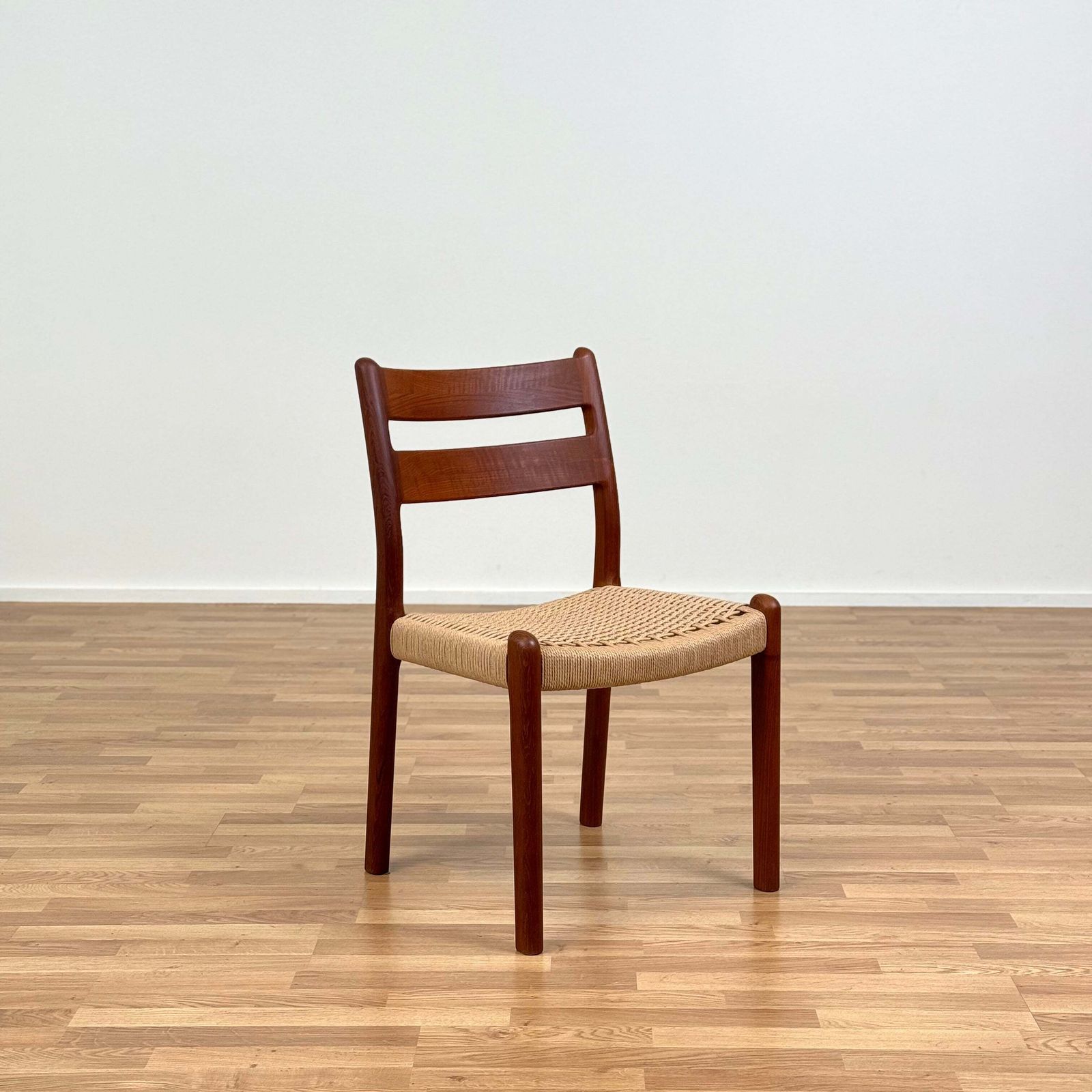 Set Of 6 Dining Chairs In Teak By Emc Møbler photo furniture